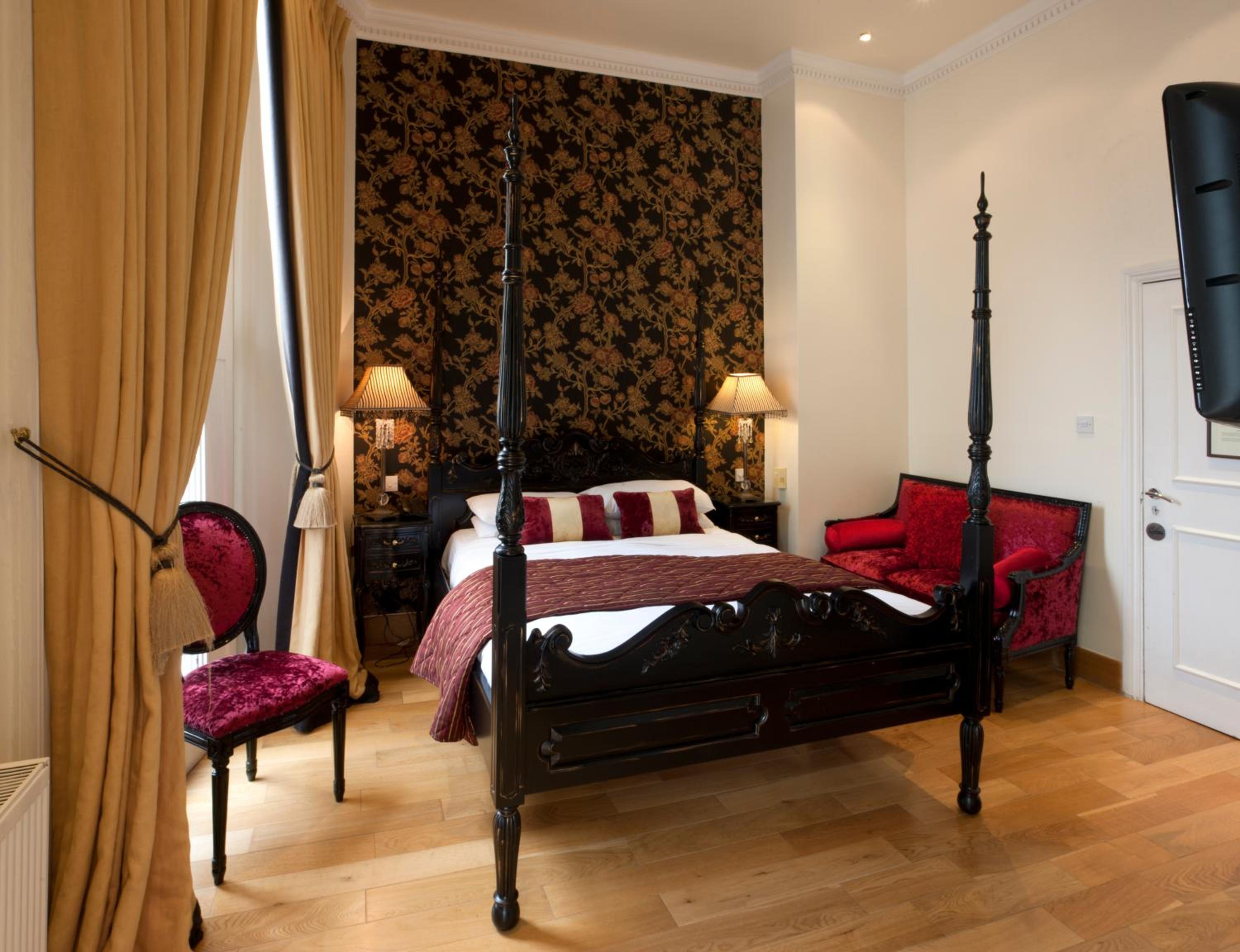 Luxury Suite photo 1