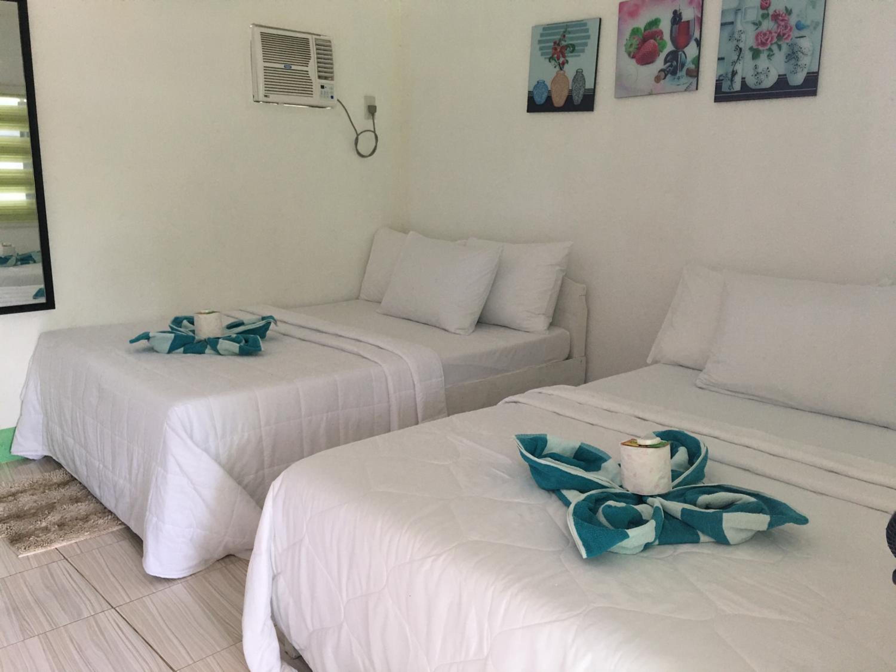 Deluxe Double Room - Photo 17