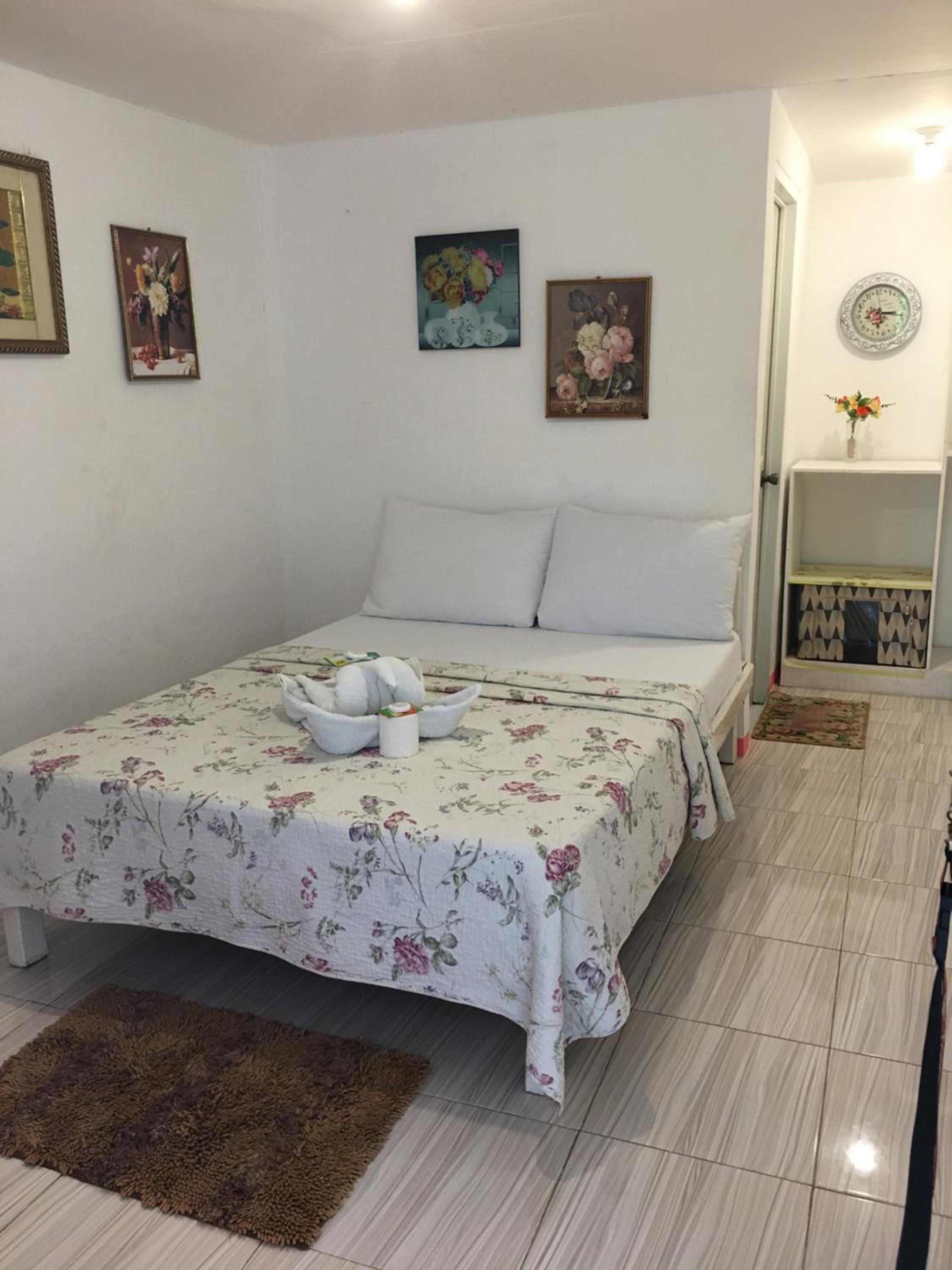 Standard Double Room - Photo 13