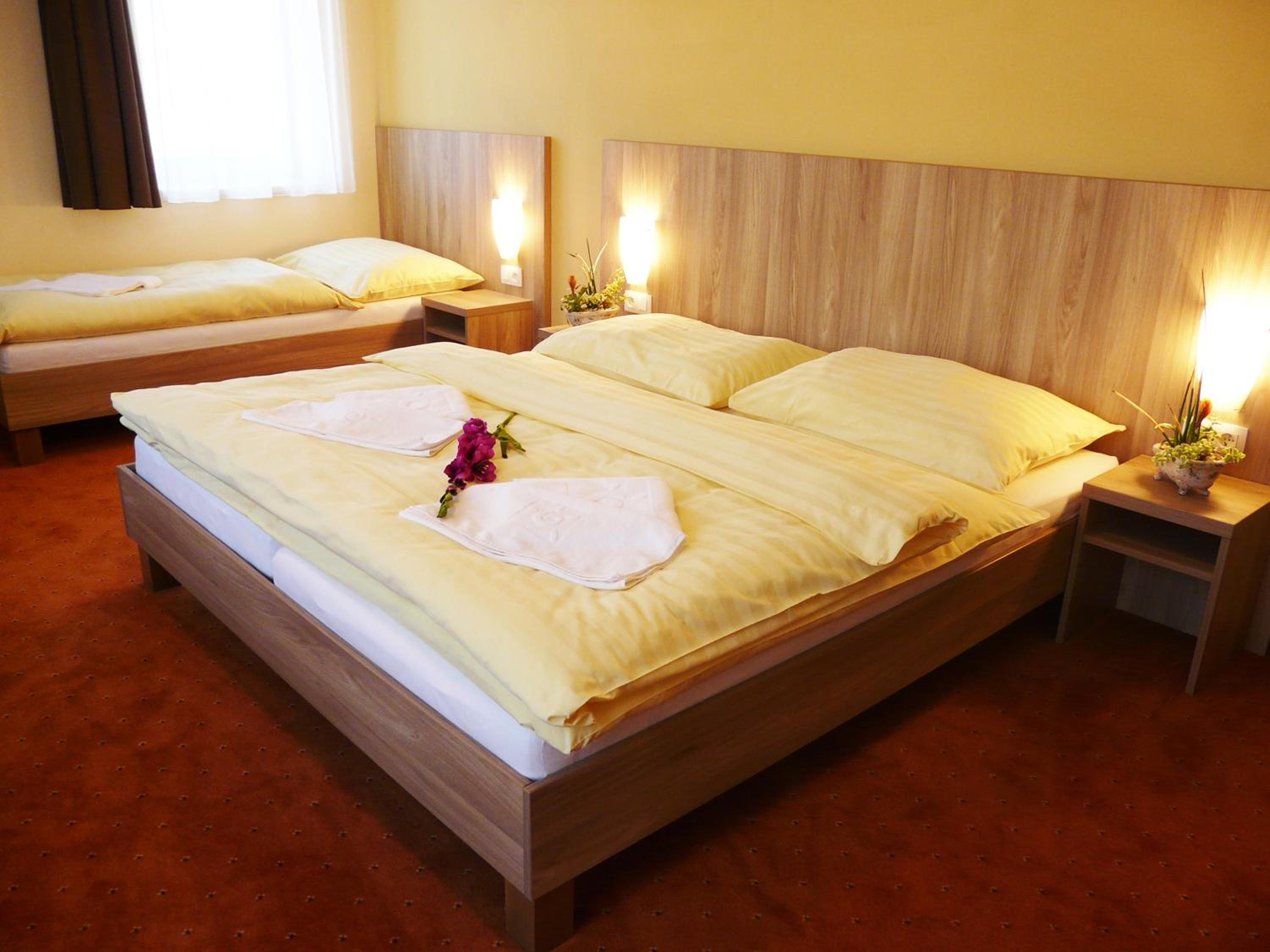 Triple Room - Photo 2