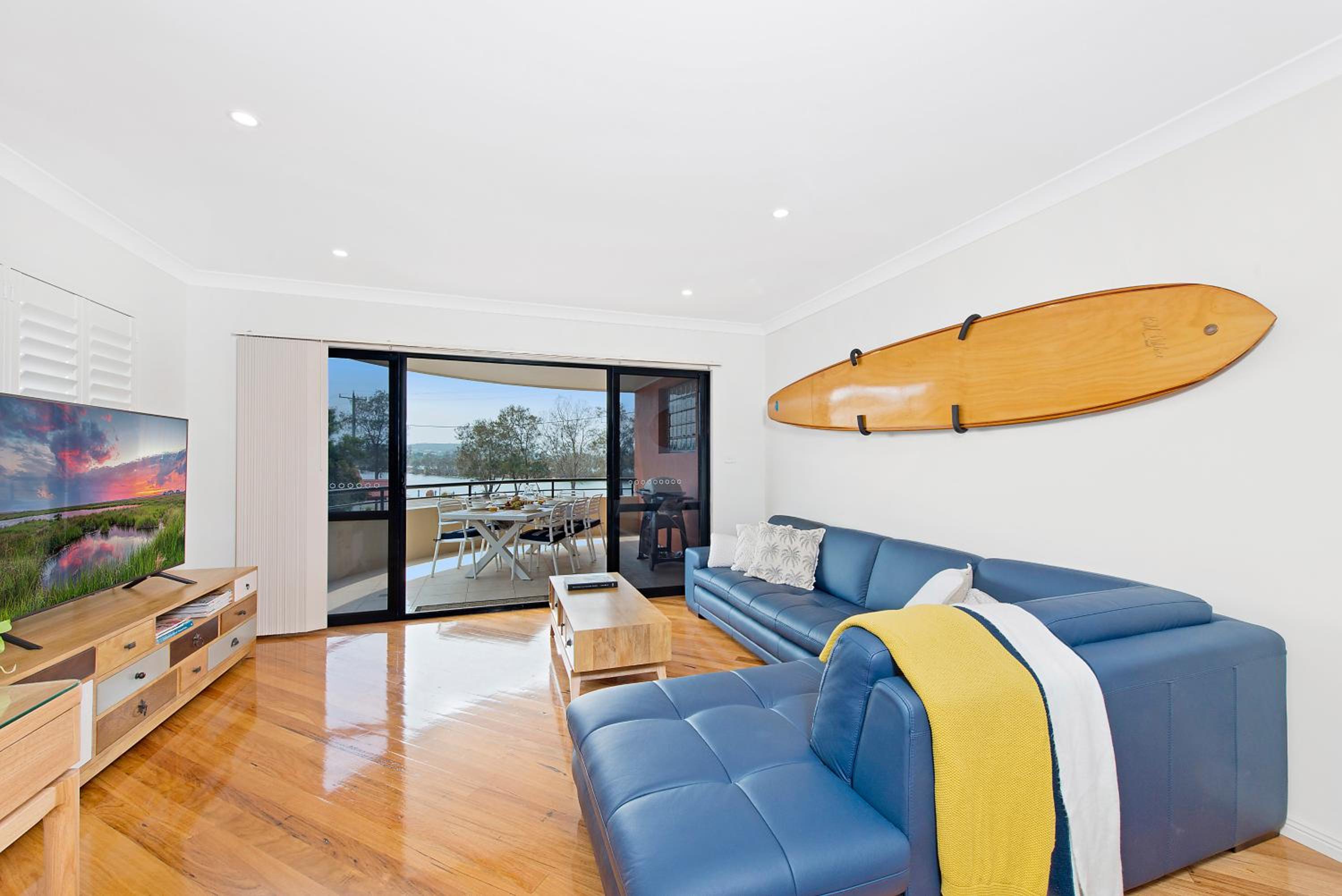 Three-Bedroom Apartment photo 1