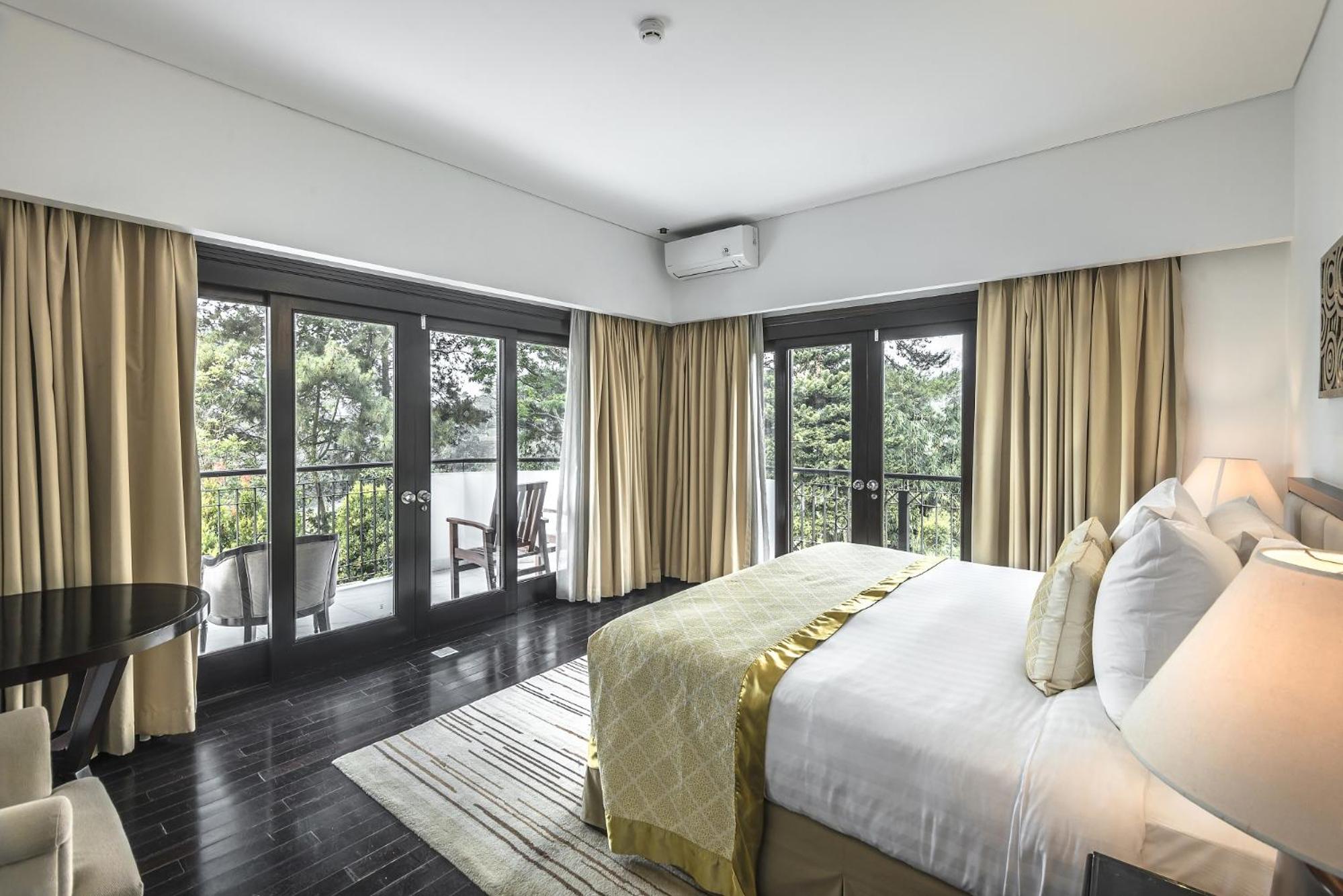 Lido Suite with Lake View photo 2