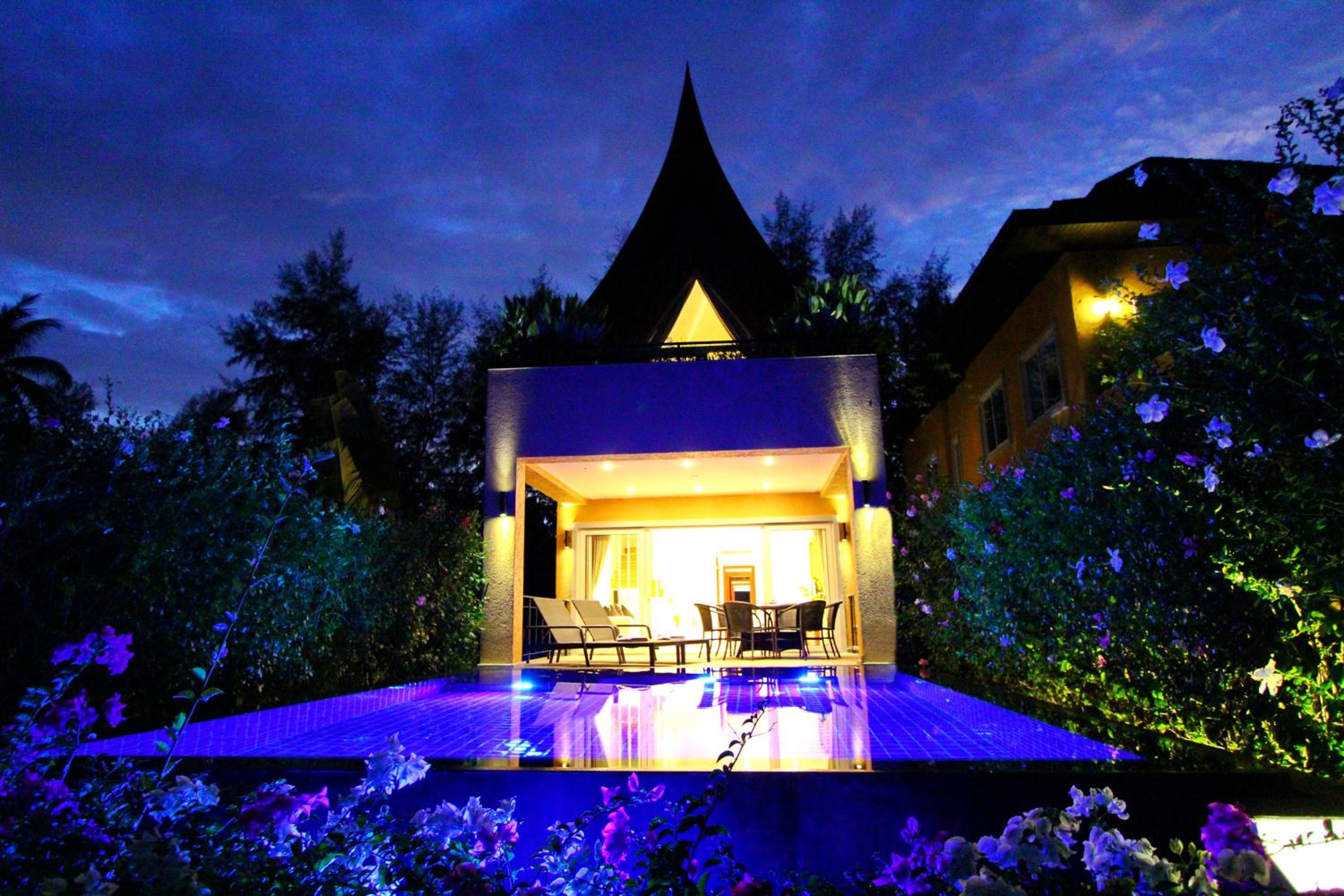 Three-Bedroom Villa - Photo 19