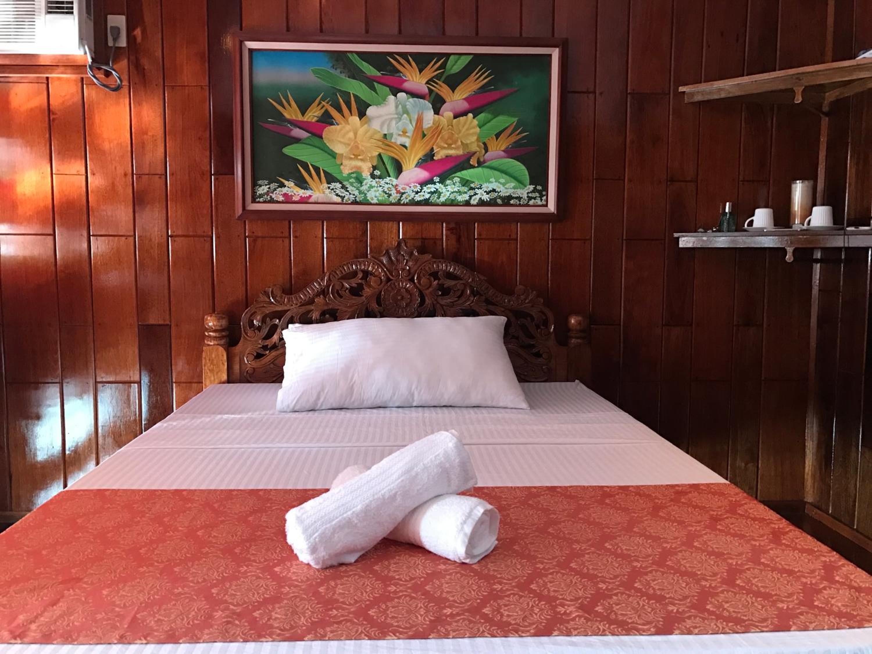 Deluxe Double Room - Photo 14