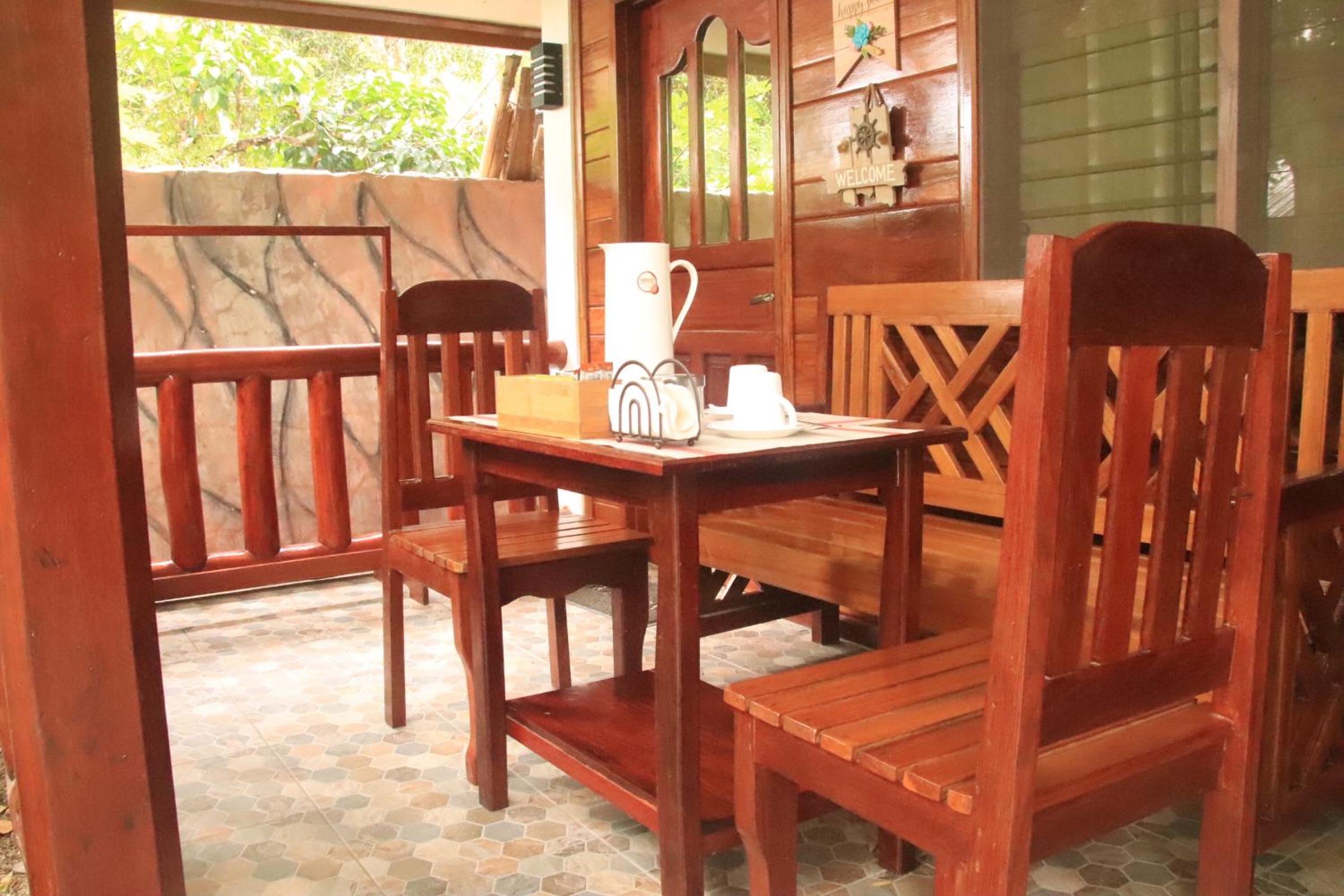 Deluxe Family Room - Photo 6