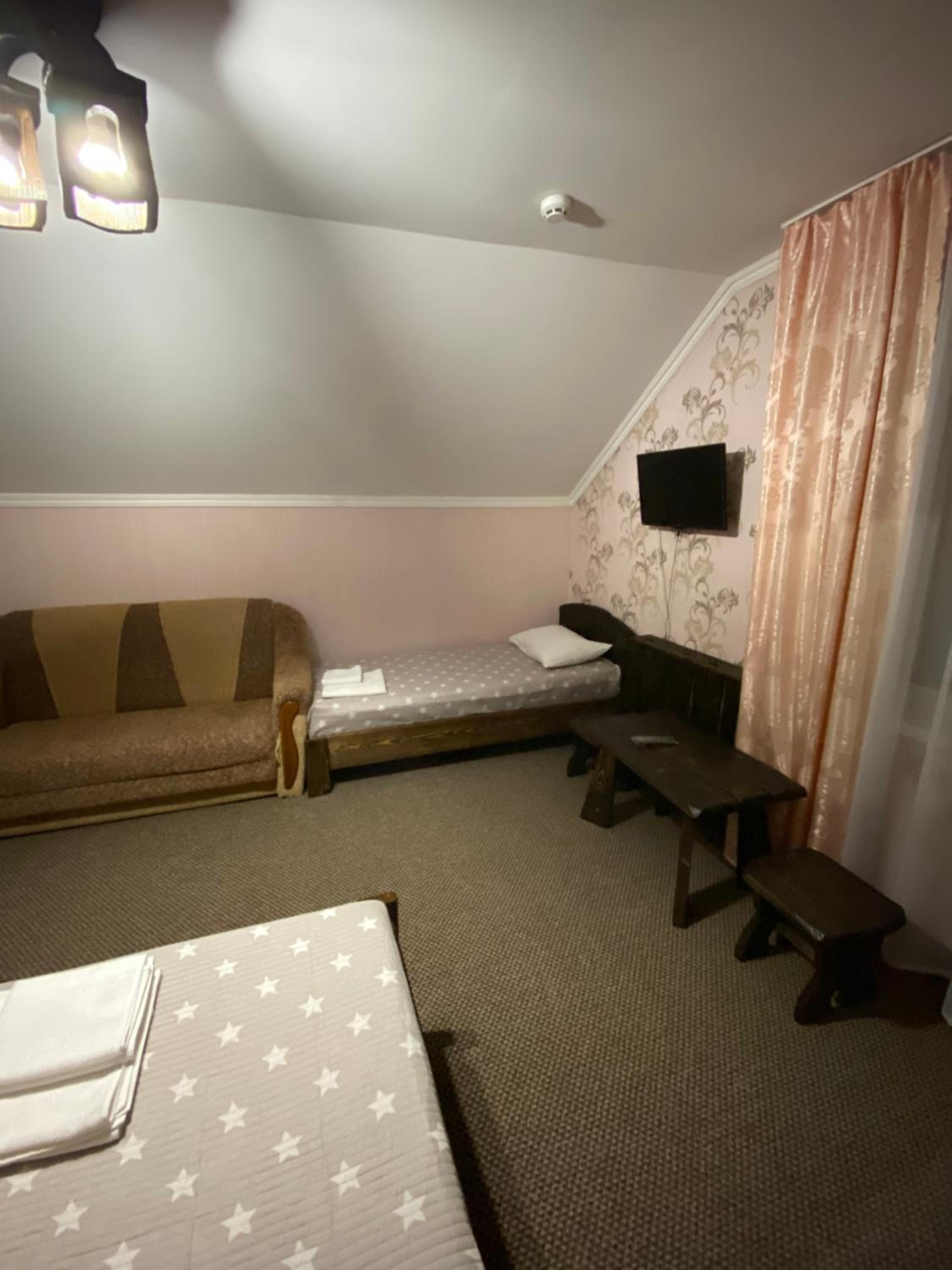 Triple Room with Balcony photo 3