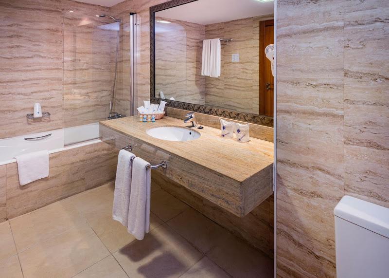 Junior Suite (2 Adults + 1 Child) photo 3