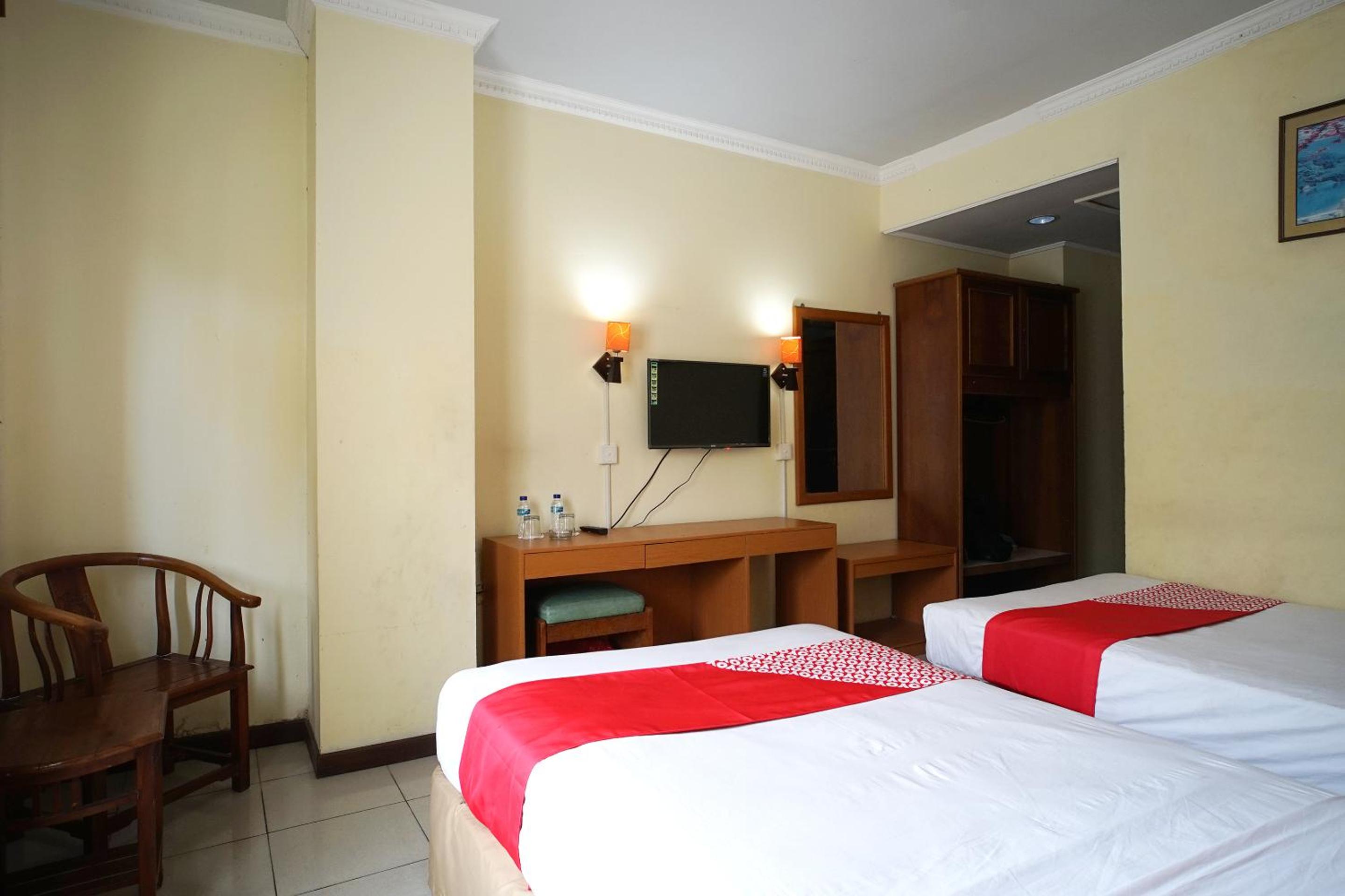 Delxue Twin Room photo 2