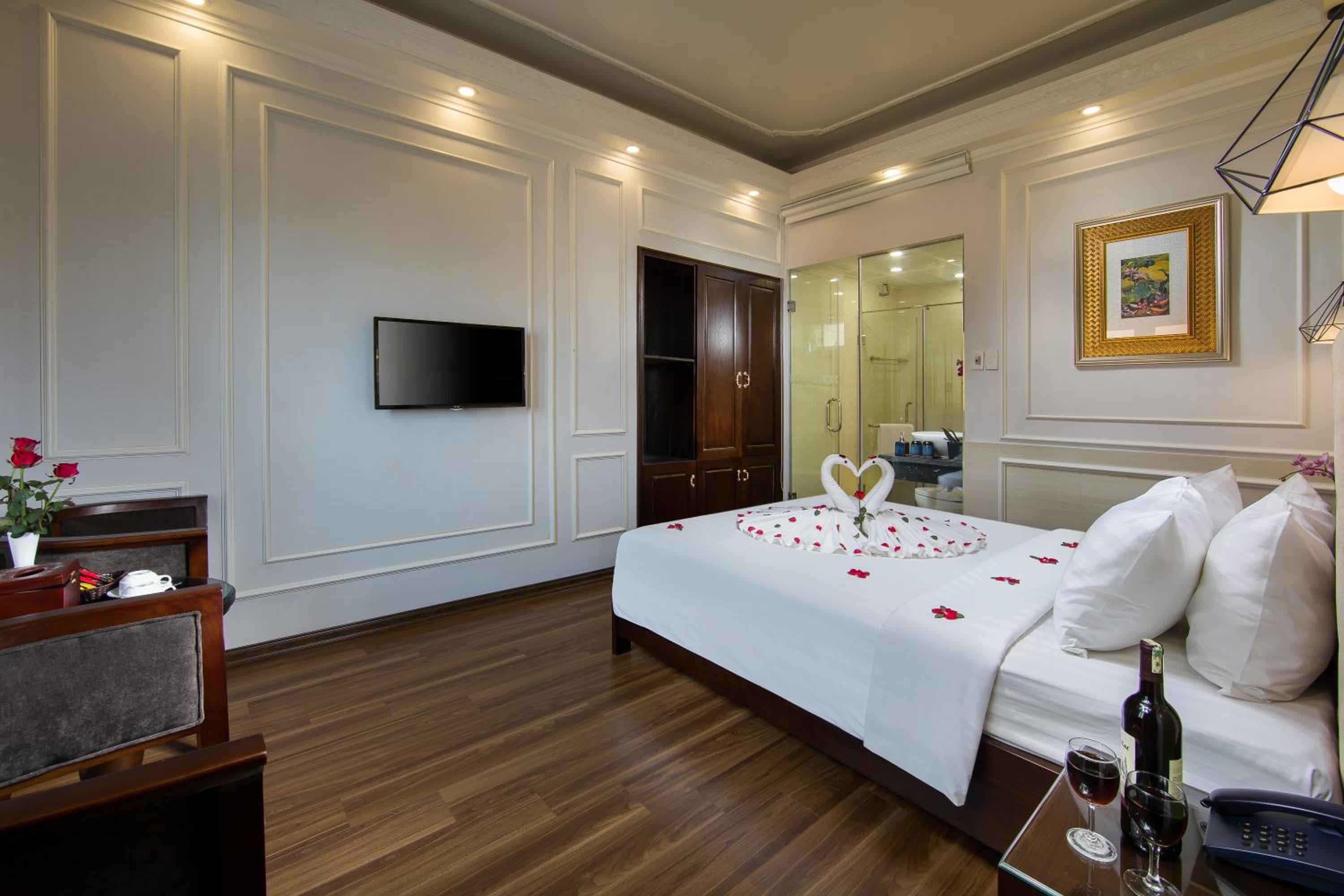 Deluxe Double or Twin Room with City View photo 1
