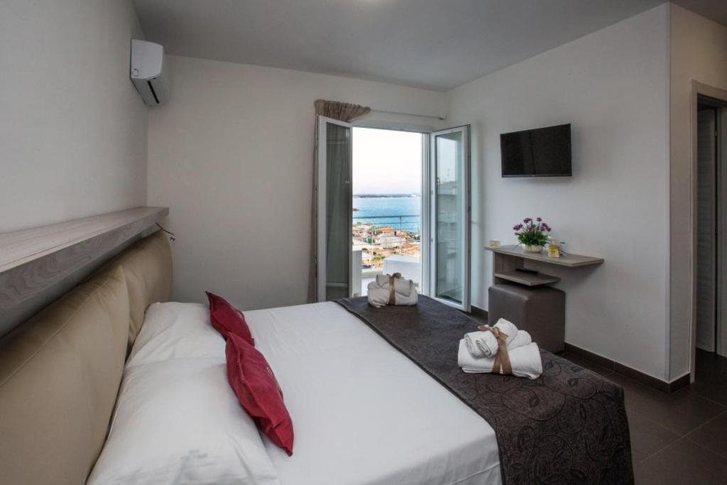 Deluxe Double Room with Sea View