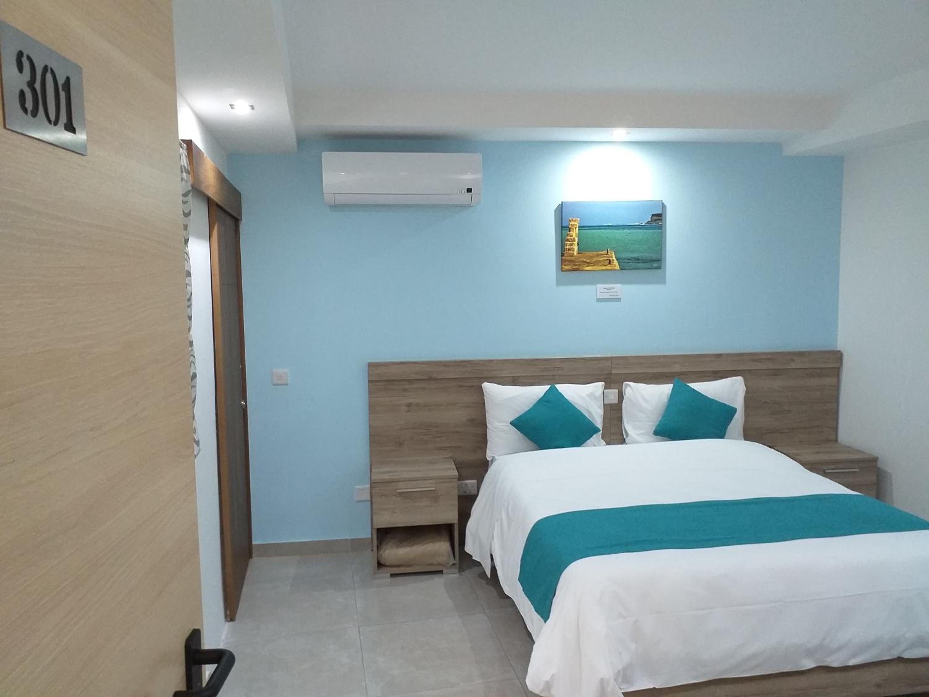 Deluxe Double Room - Photo 1