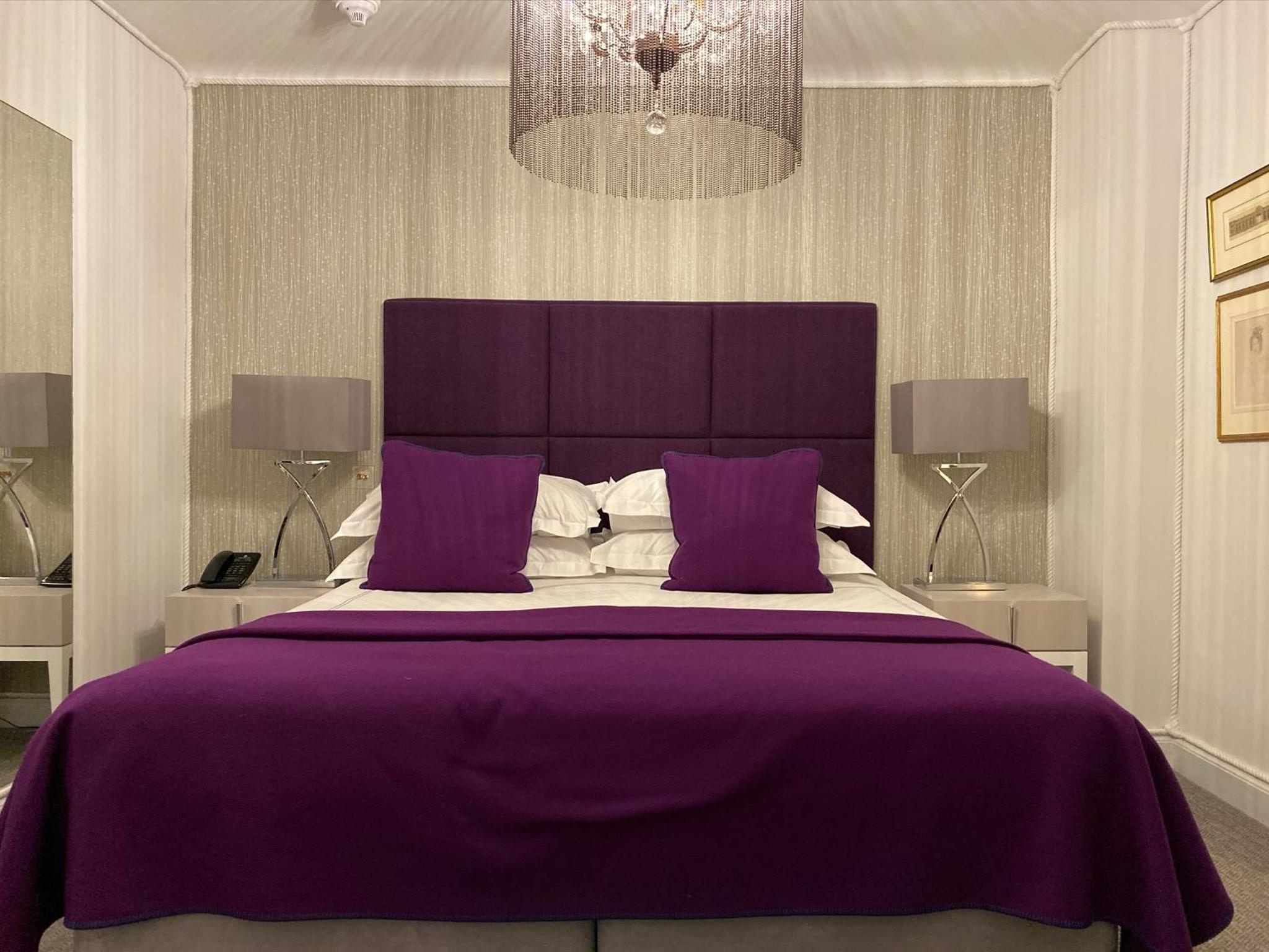 One-Bedroom Suite photo 2
