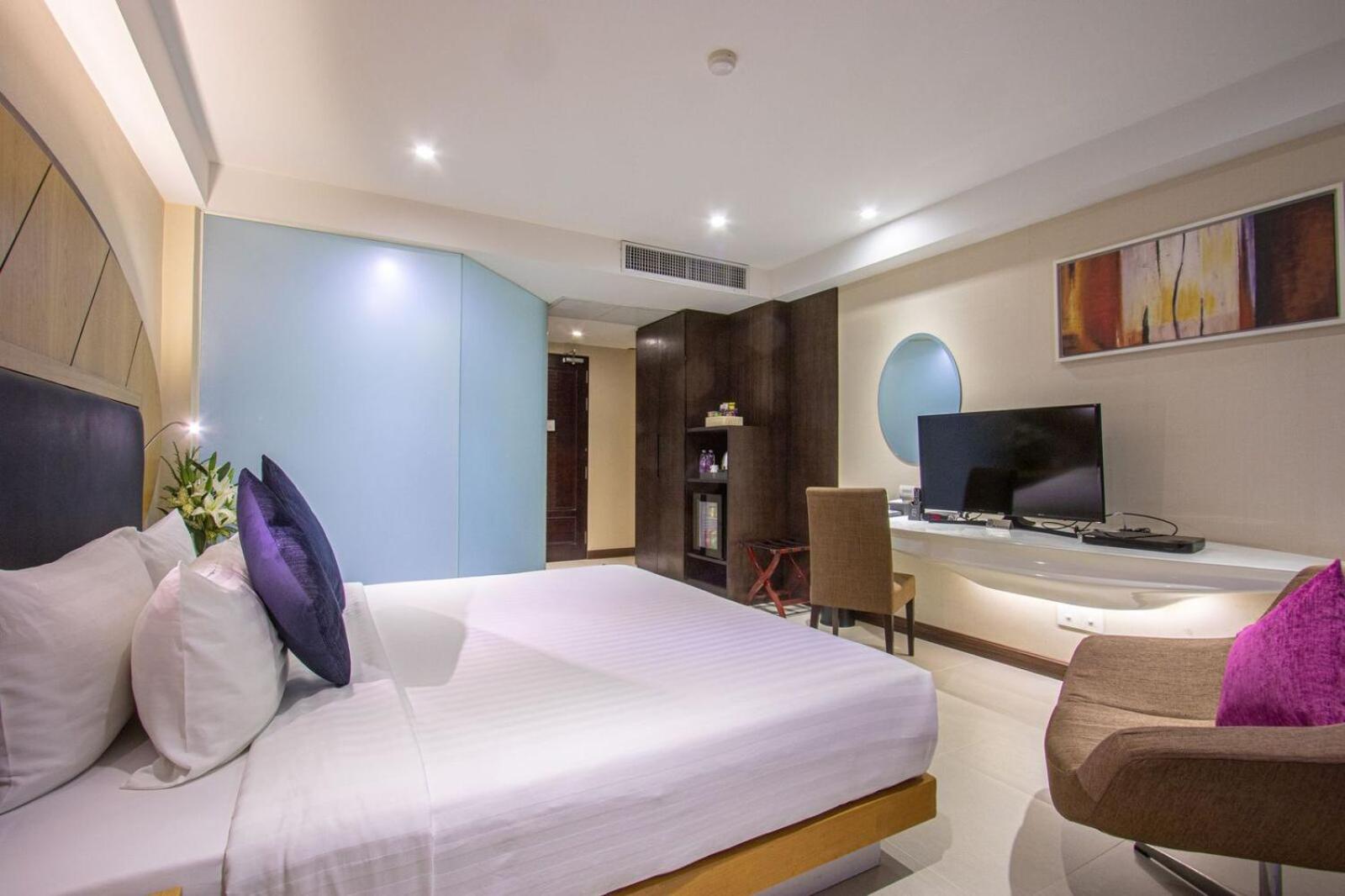 Iconic Double or Twin Room photo 3