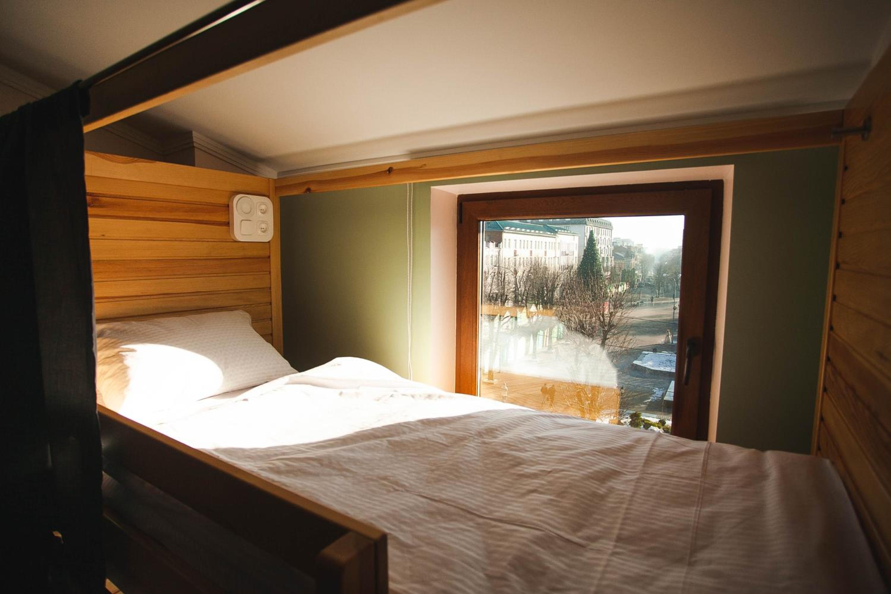 Bed in 4-Bed Female Dormitory Room photo 3