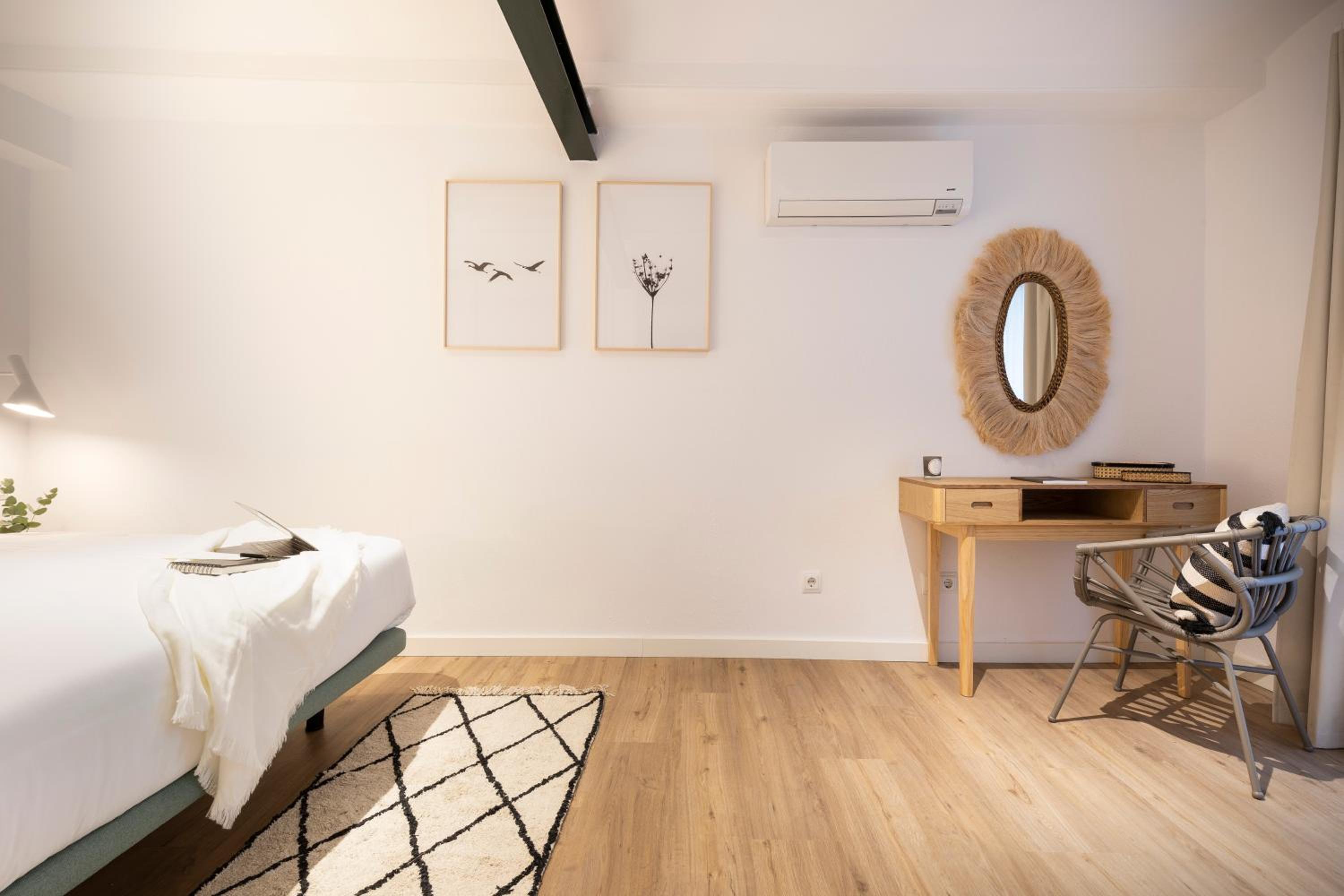 Two-Bedroom Apartment with Terrace photo 2