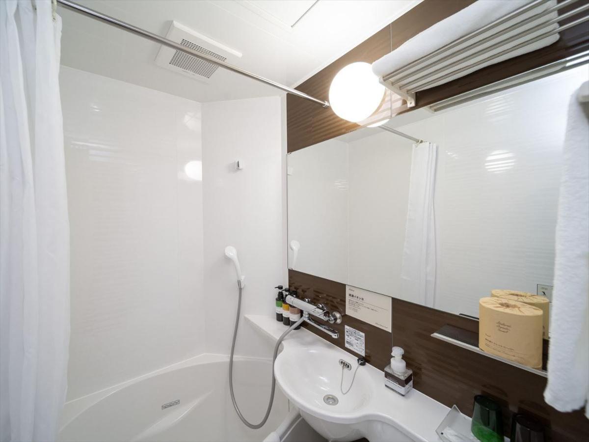 Double Room - Photo 11