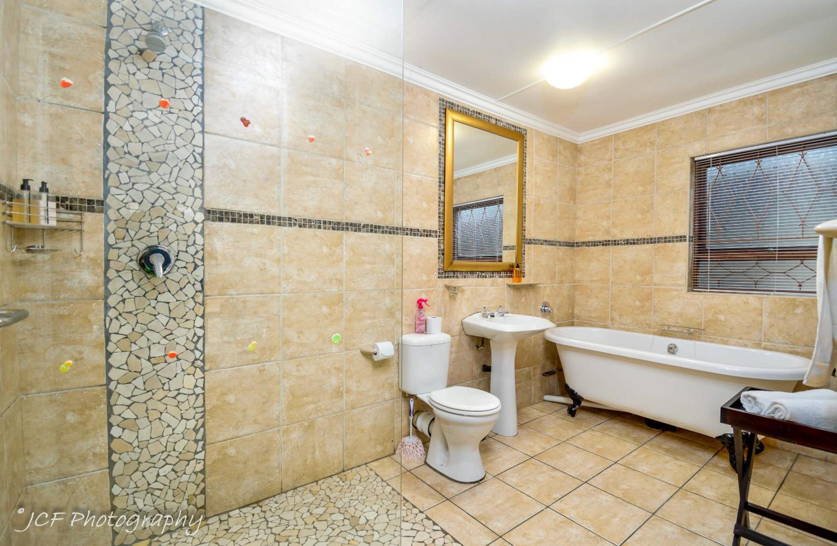  Double Room - Photo 6