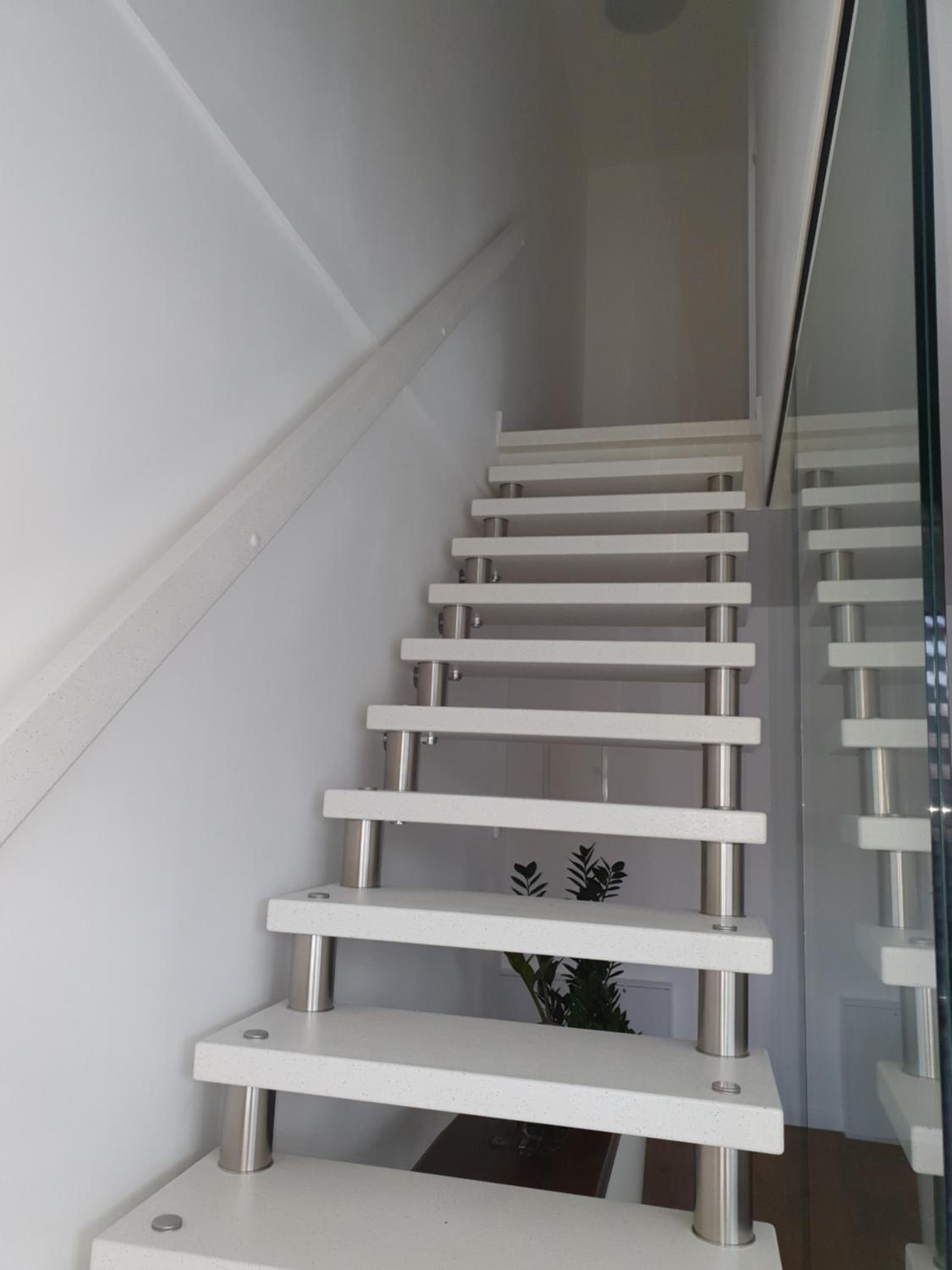 Apartment - Split Level photo 2