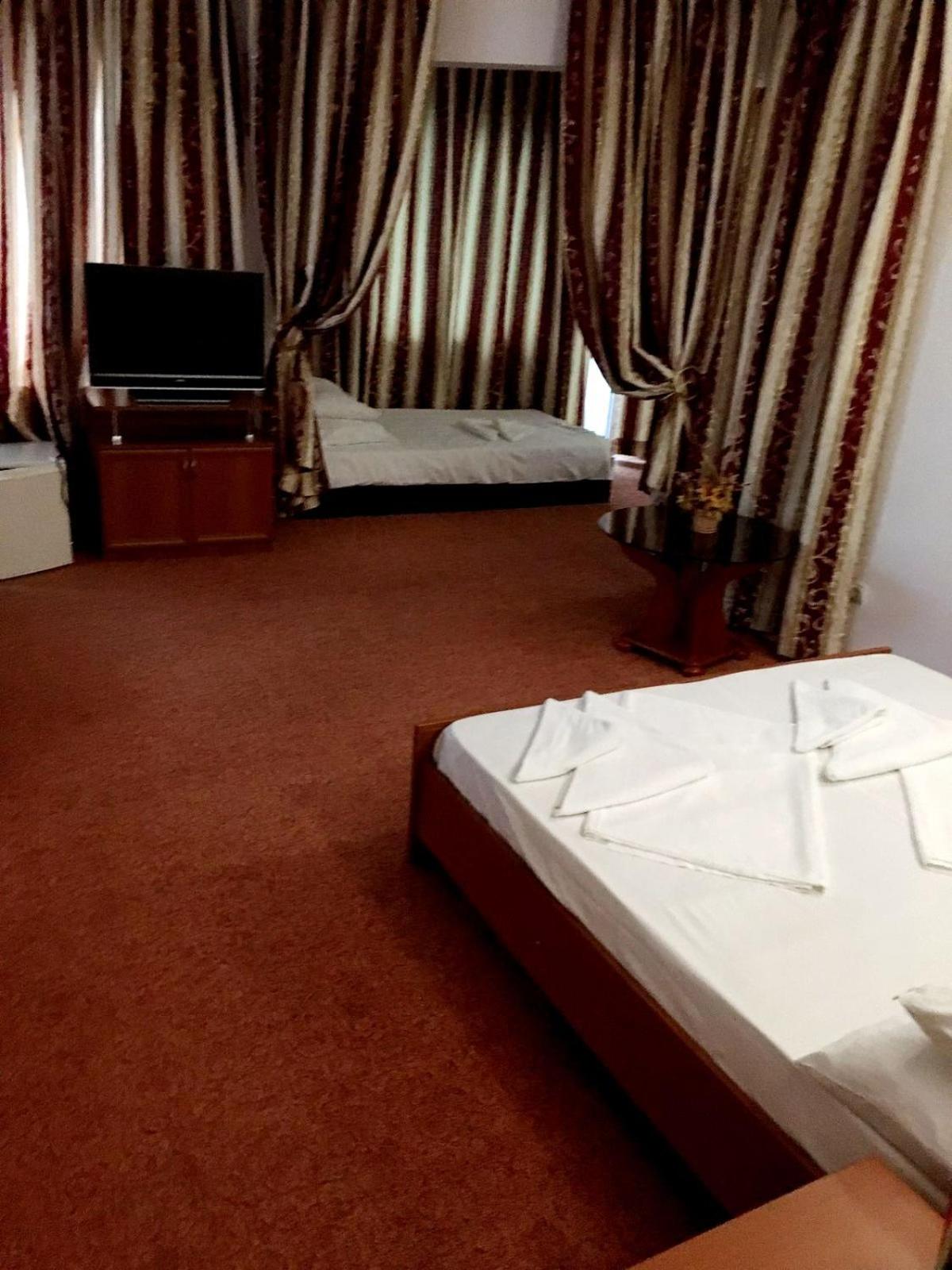 One-Bedroom Suite with Balcony and Sea View - Photo 7
