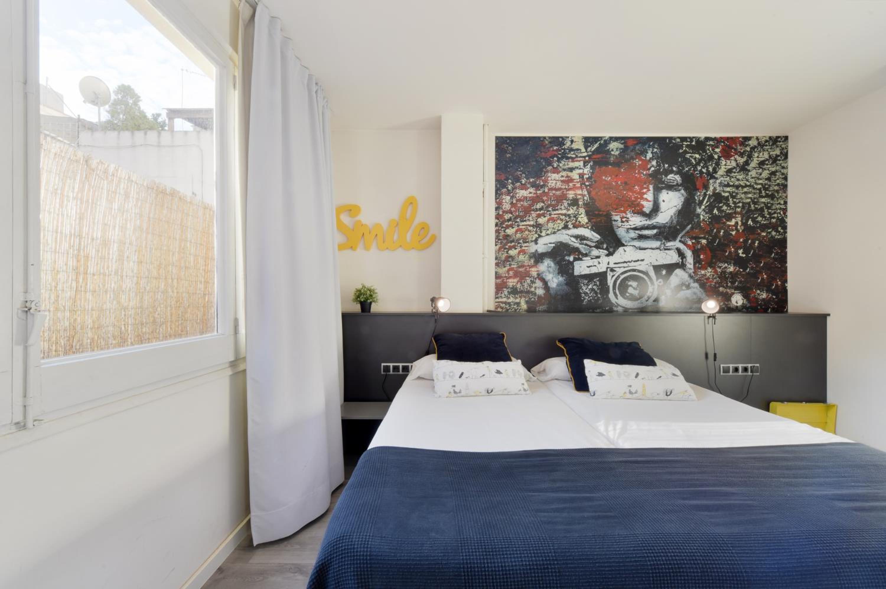 Cama en Habitación Compartida Mixta de 4 Camas con baño compartido