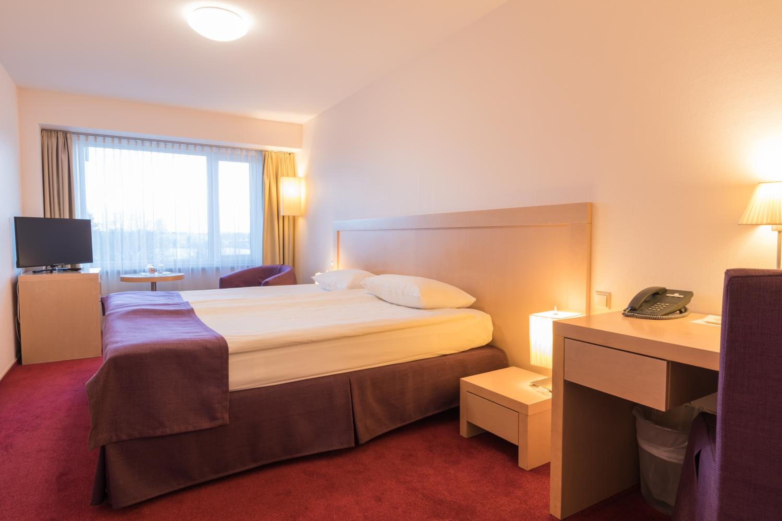 Standard Double Room - Photo 5