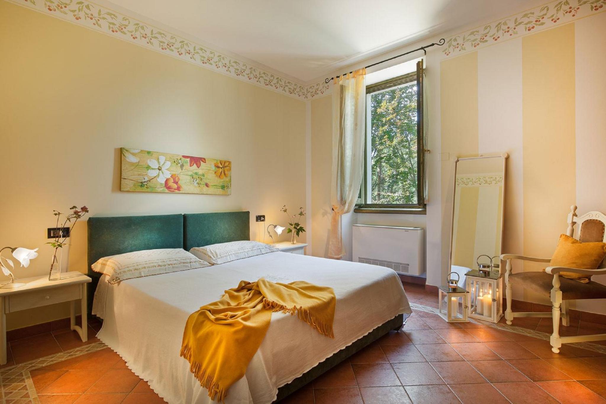 One-Bedroom Apartment with Terrace photo 1