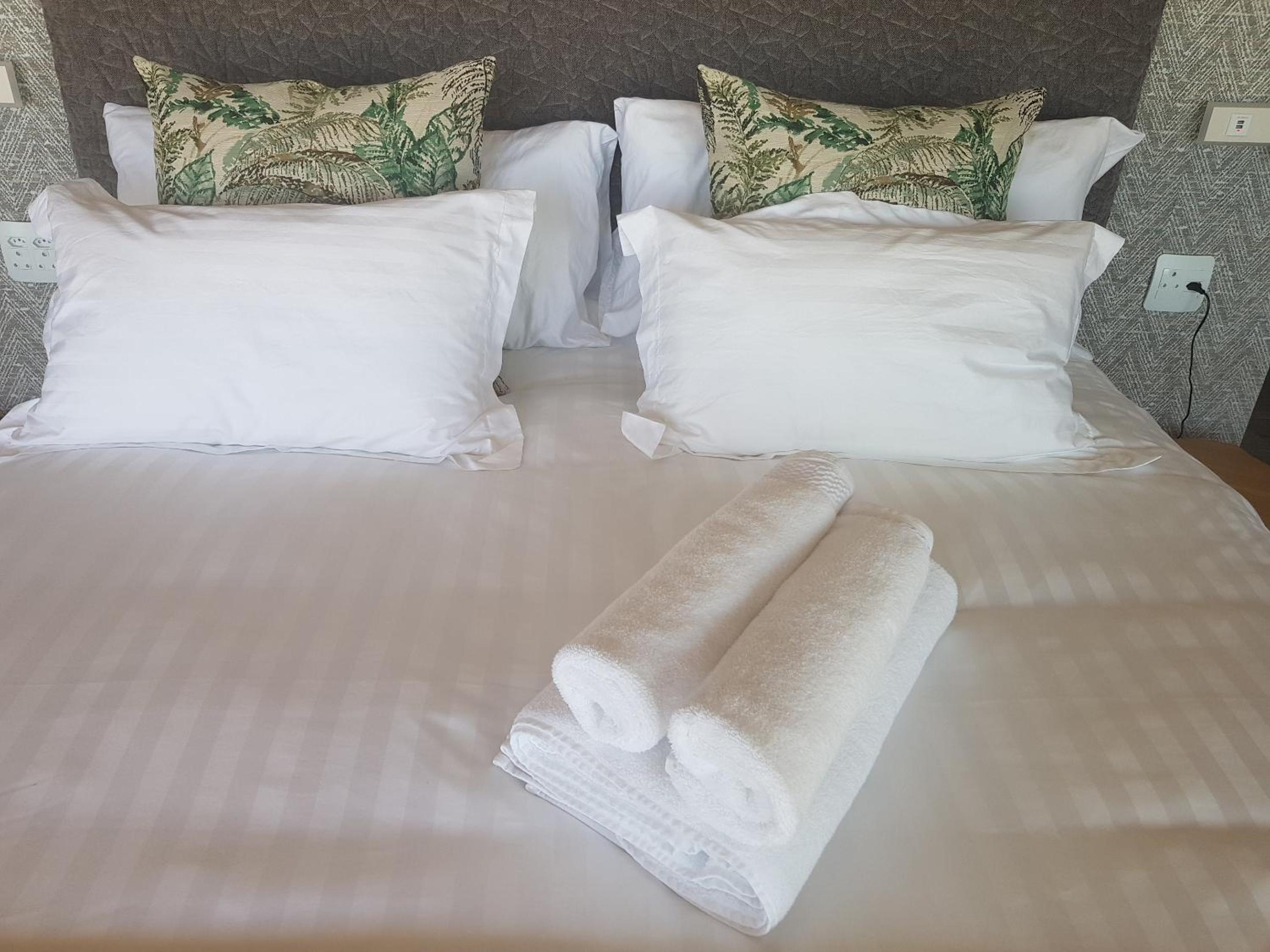 Deluxe Double Room with Sea View - Photo 46