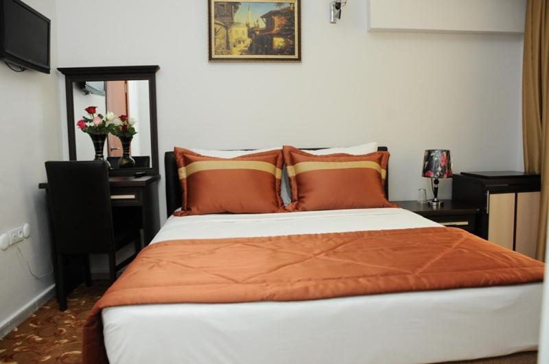 Deluxe Double Room (1 adult + 1 child) photo 3
