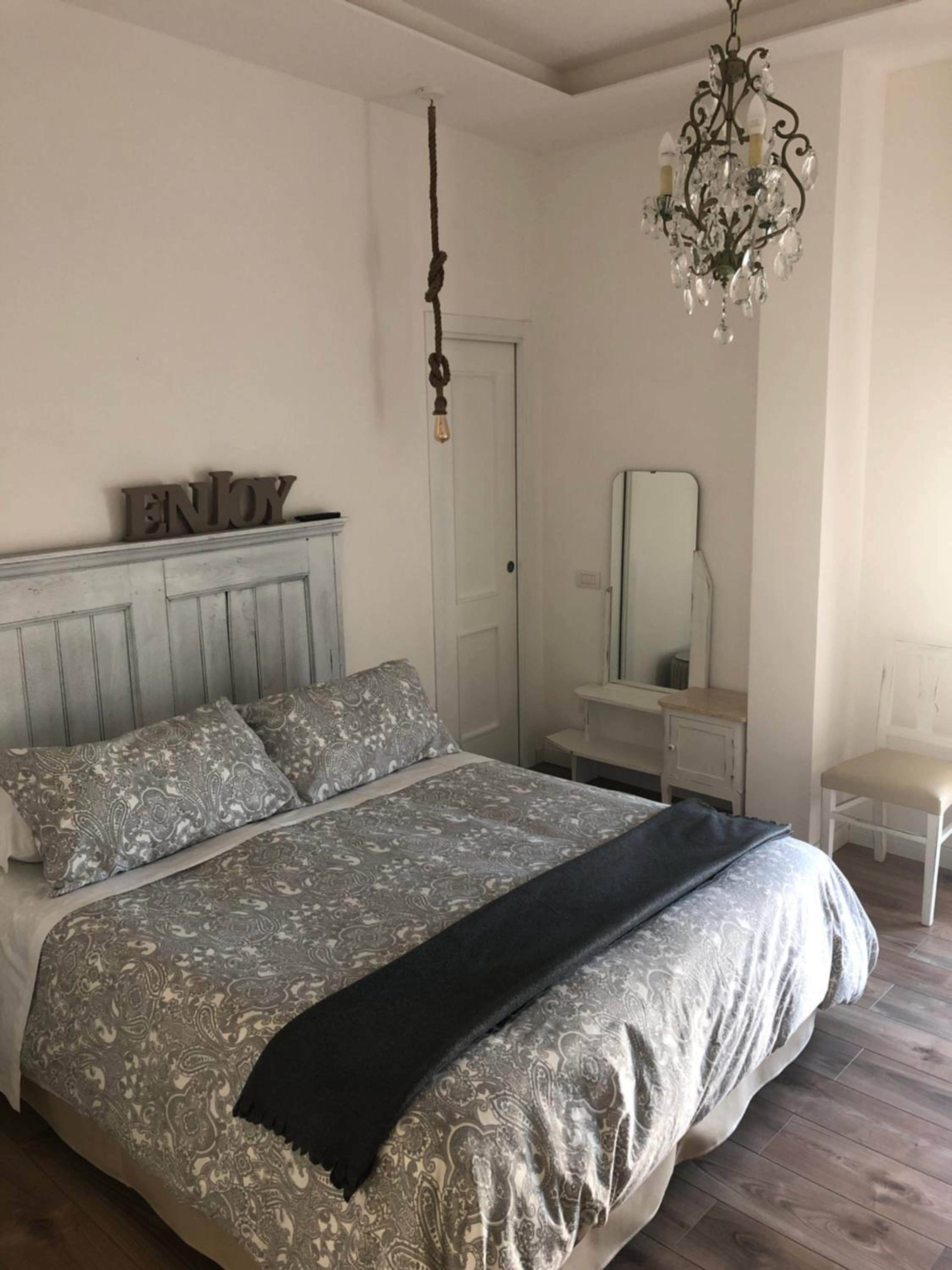 Deluxe Room (2 Adults + 1 Child) photo 2