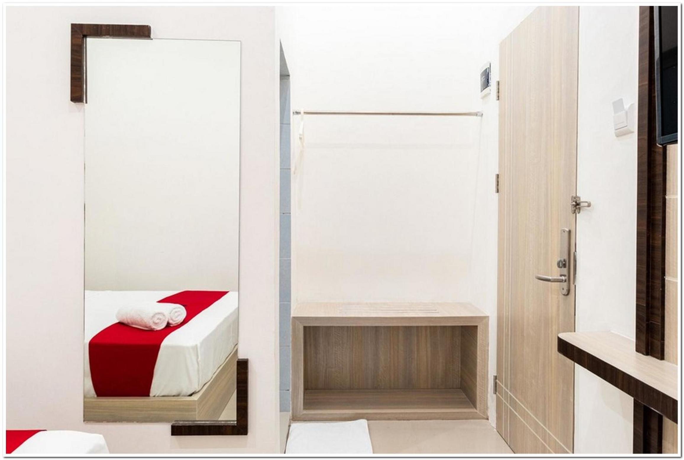 Double Room - Photo 16