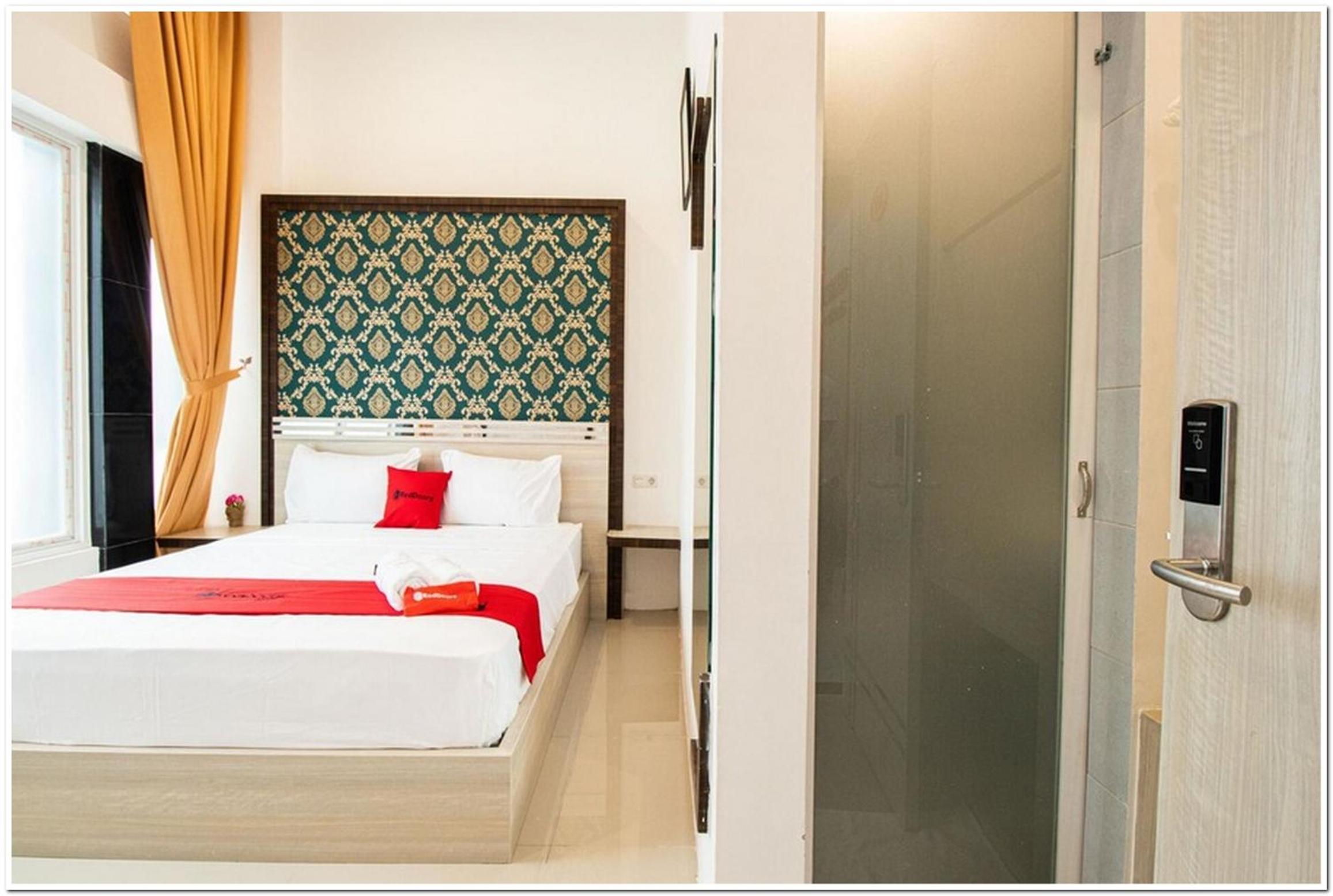 Double Room - Photo 6
