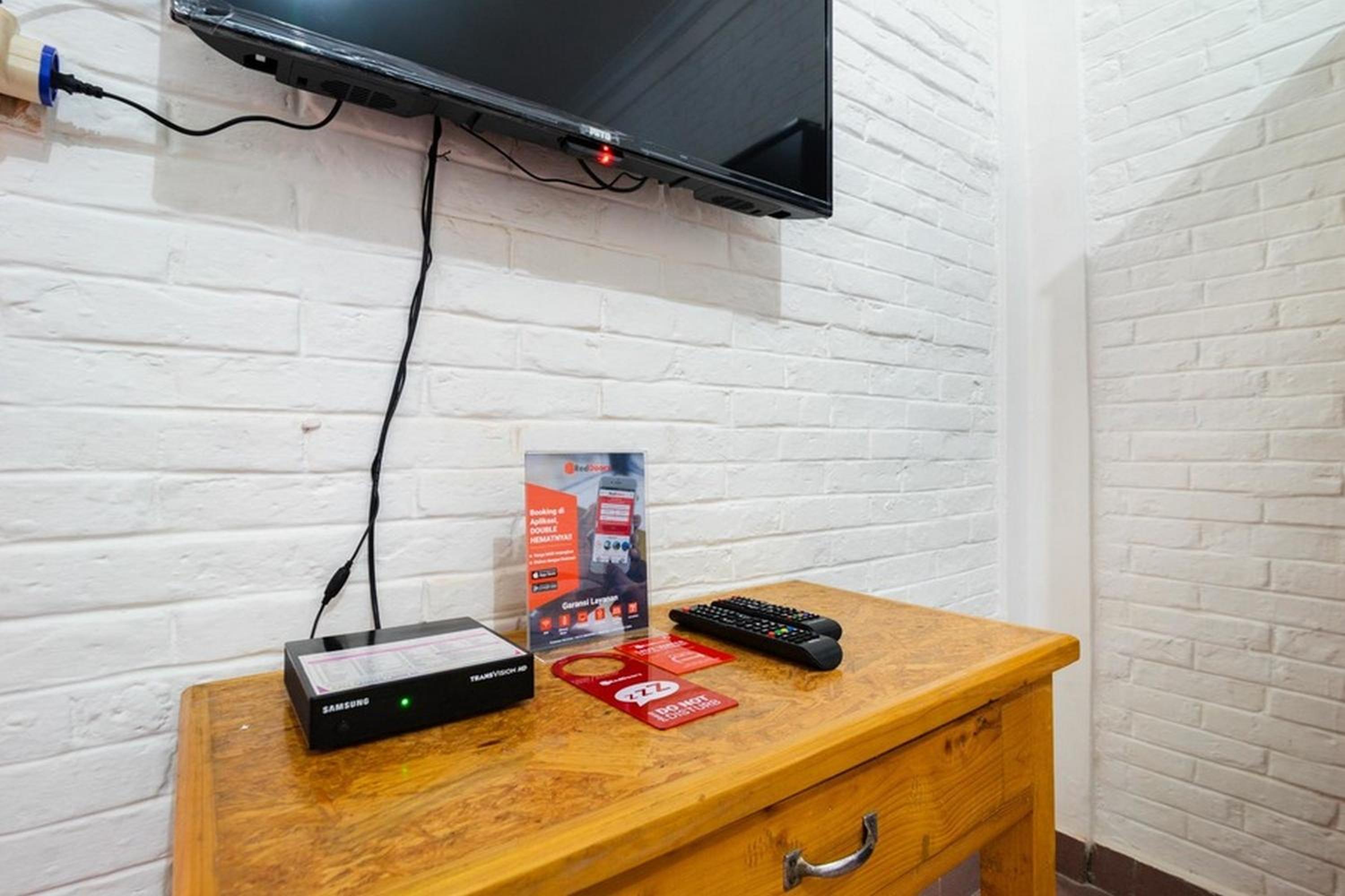 Double Room - Photo 2