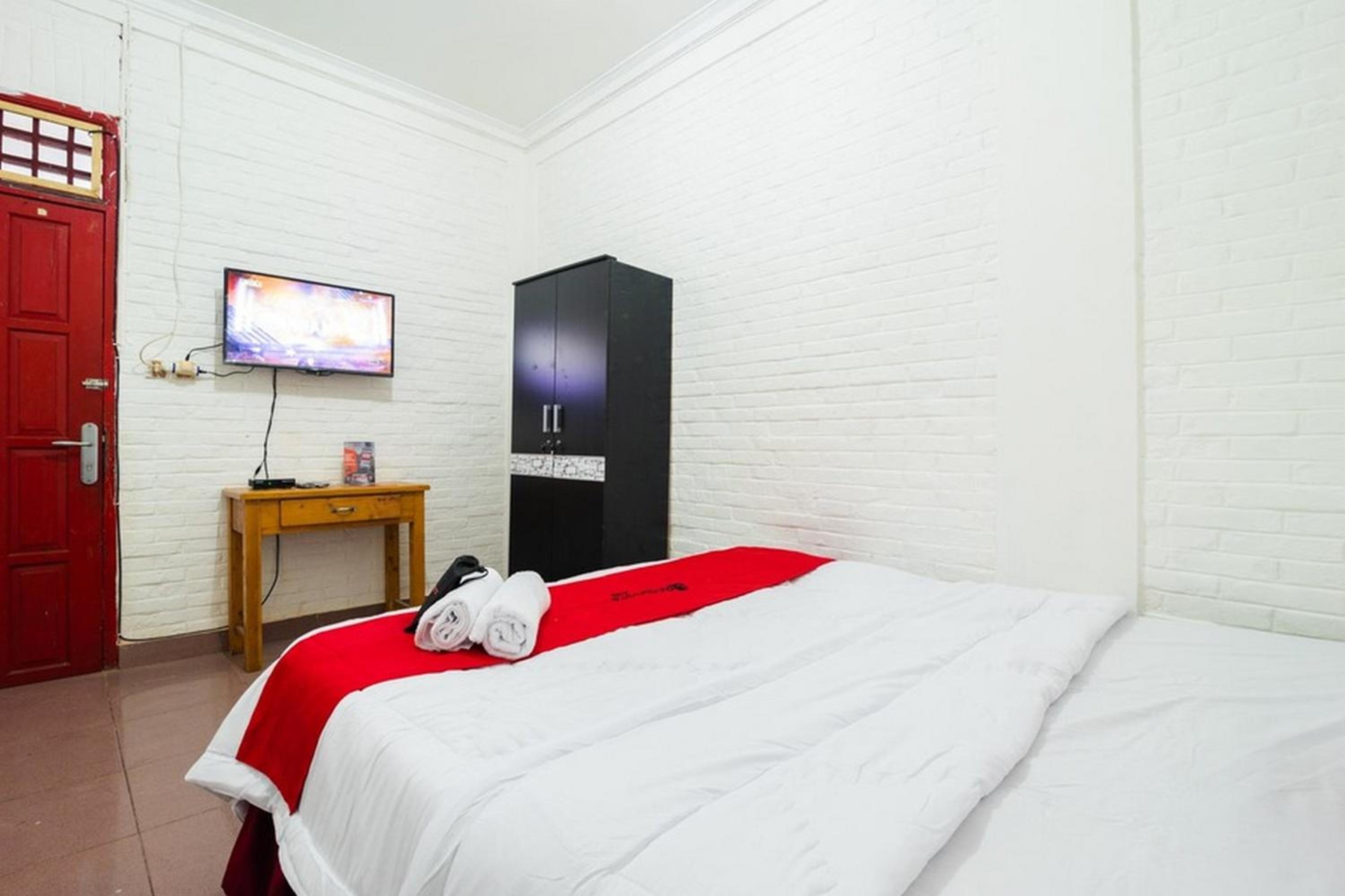 Double Room - Photo 3