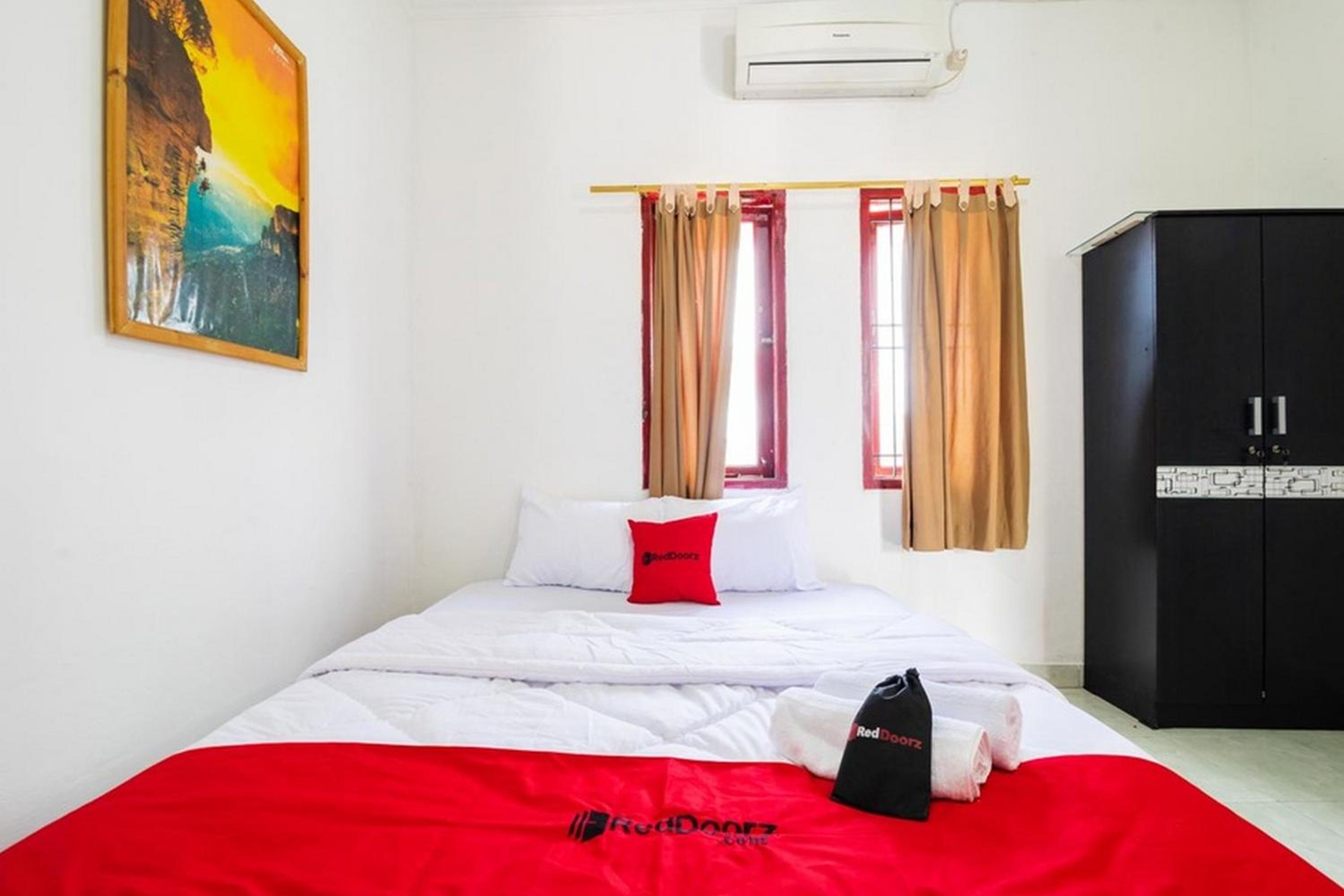 Double Room - Photo 9