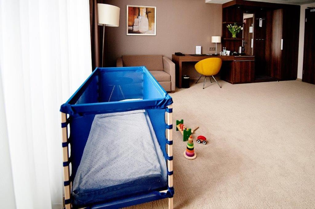 Double or Twin Room with Private Bathroom - Photo 3