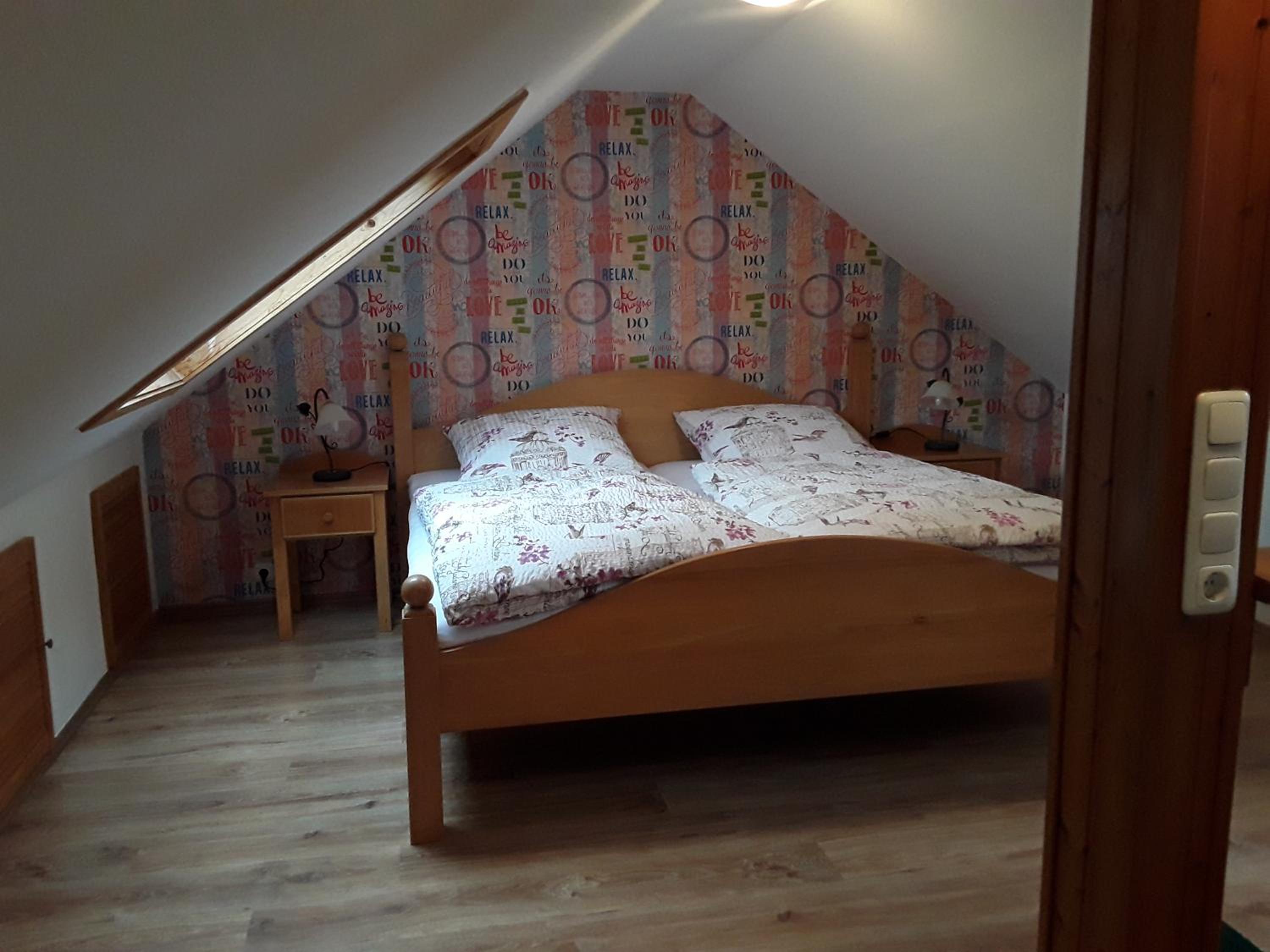 One-Bedroom Apartment - Photo 1