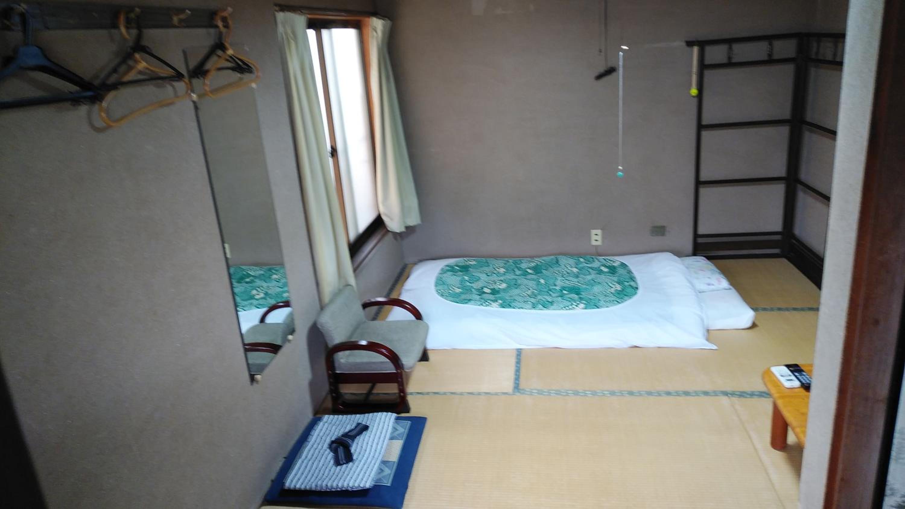 Economy Double Room photo 1