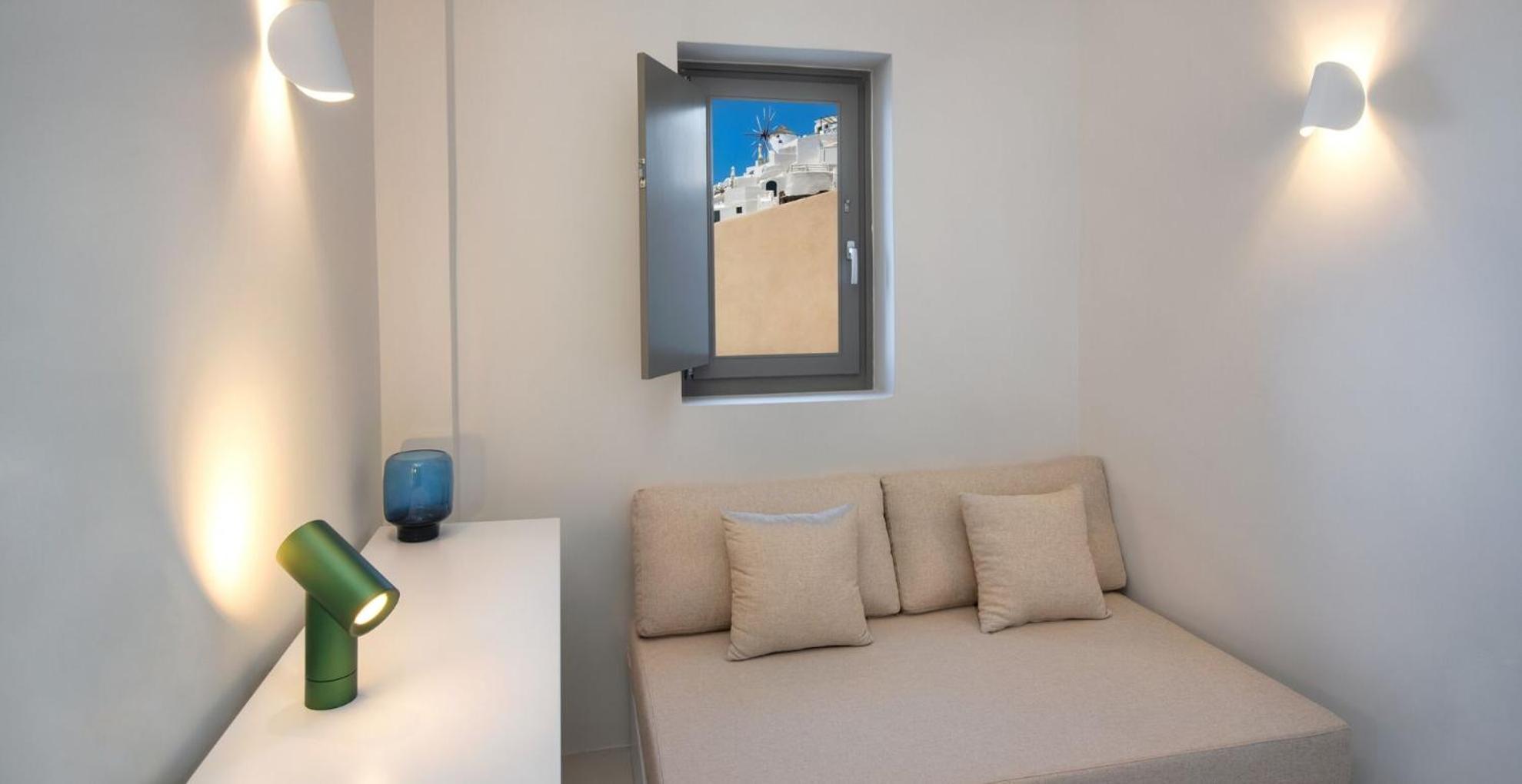 Superior Jetted tub Suite Sea View - Photo 8