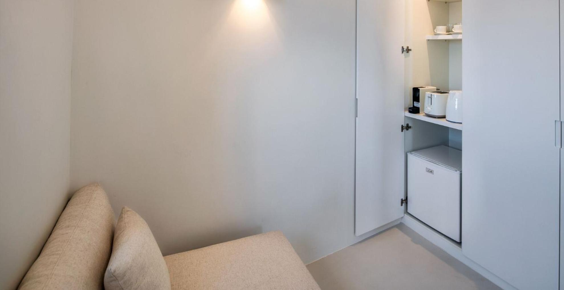 Superior Jetted tub Suite Sea View - Photo 5