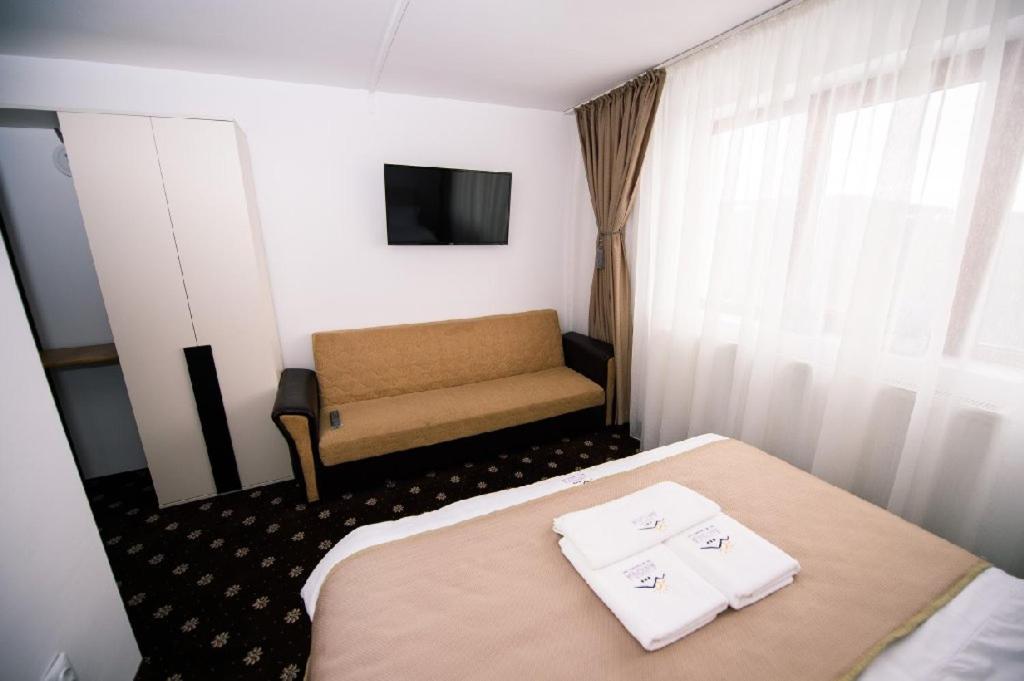 Triple Room - Photo 3