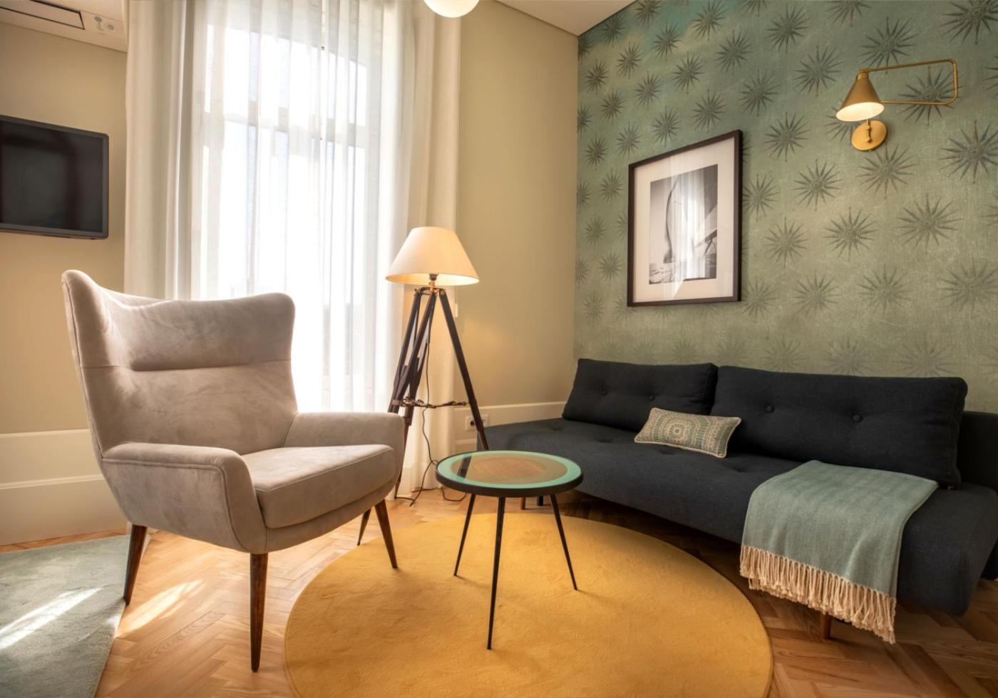Deluxe Double or Twin Room photo 2