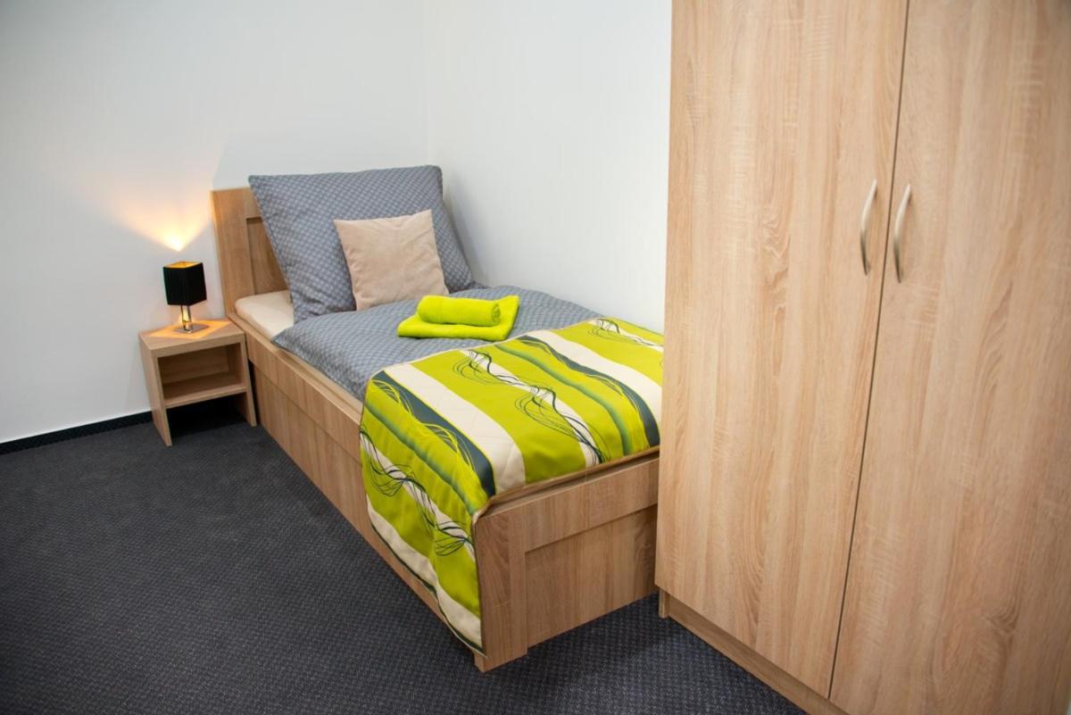 Single Room photo 3