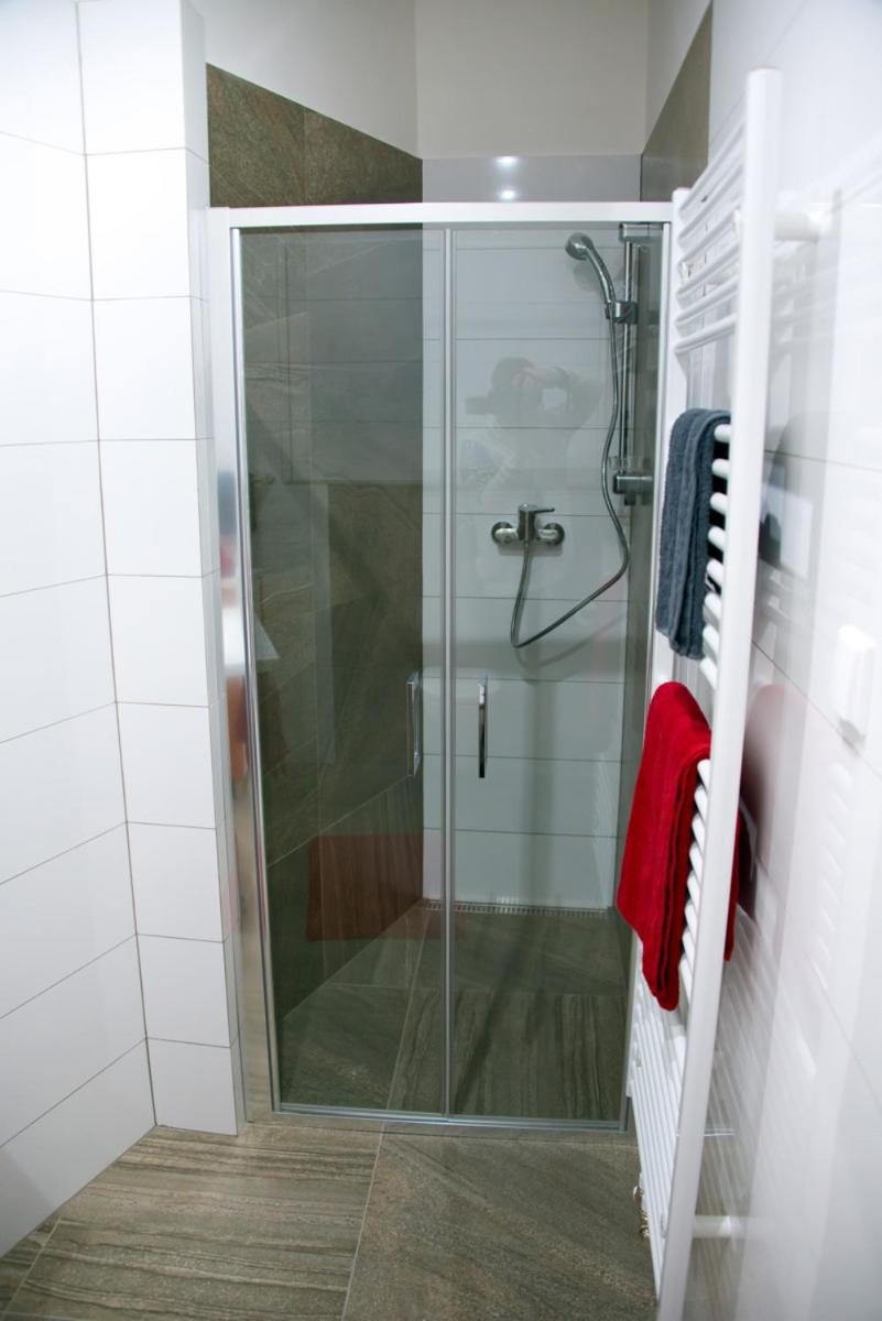 Deluxe Double Room with Extra Bed photo 2