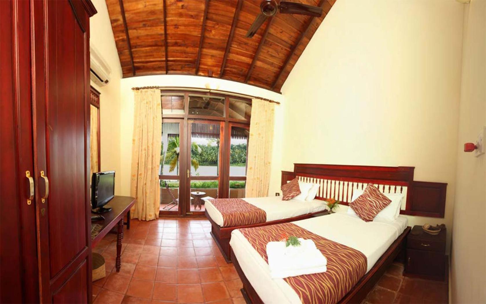 Lake view room with Private Terrace photo 3
