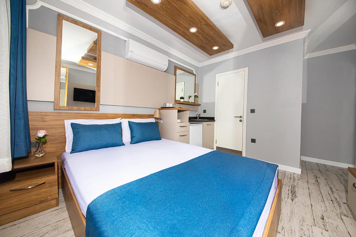 Standard Double Room - Photo 8