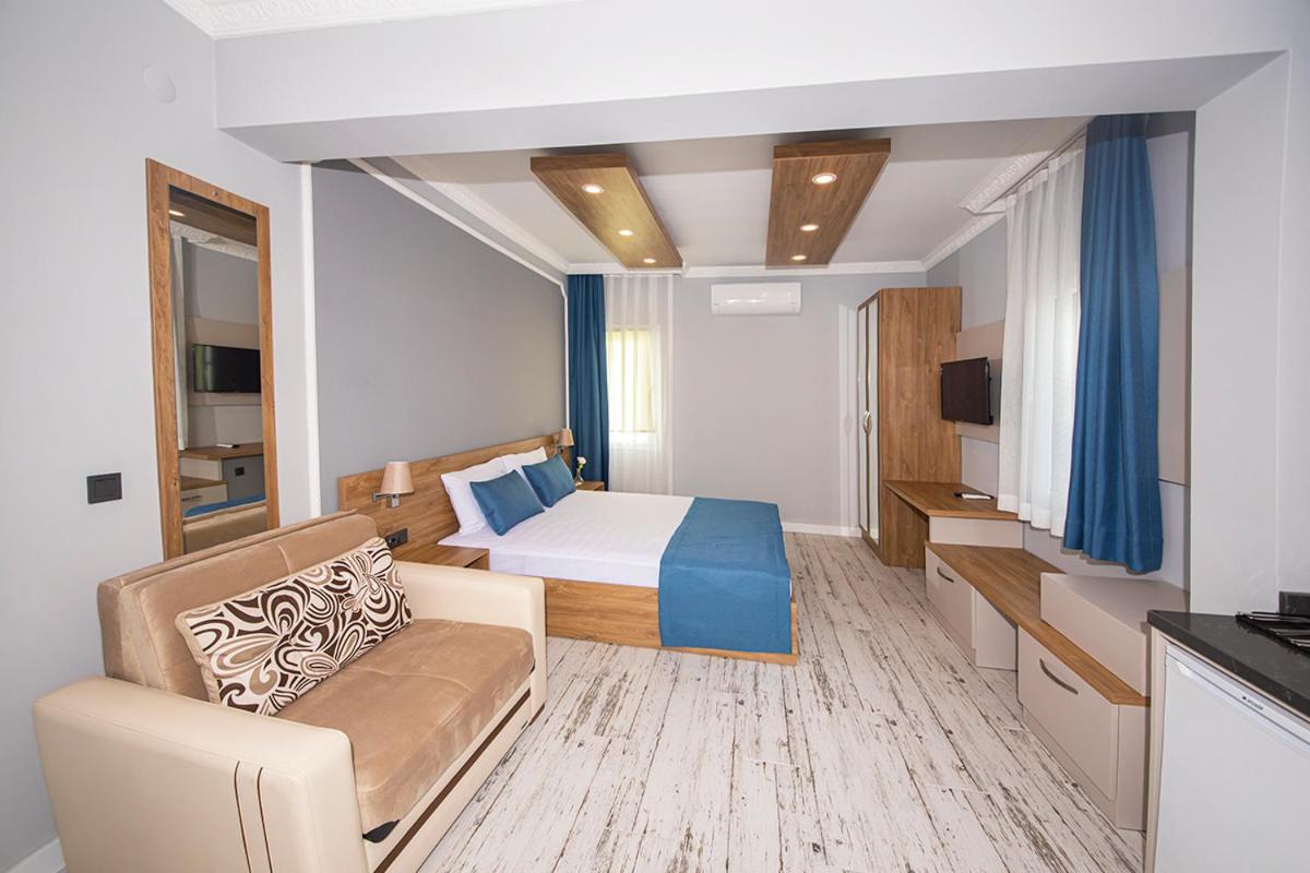 Deluxe Room - Photo 2