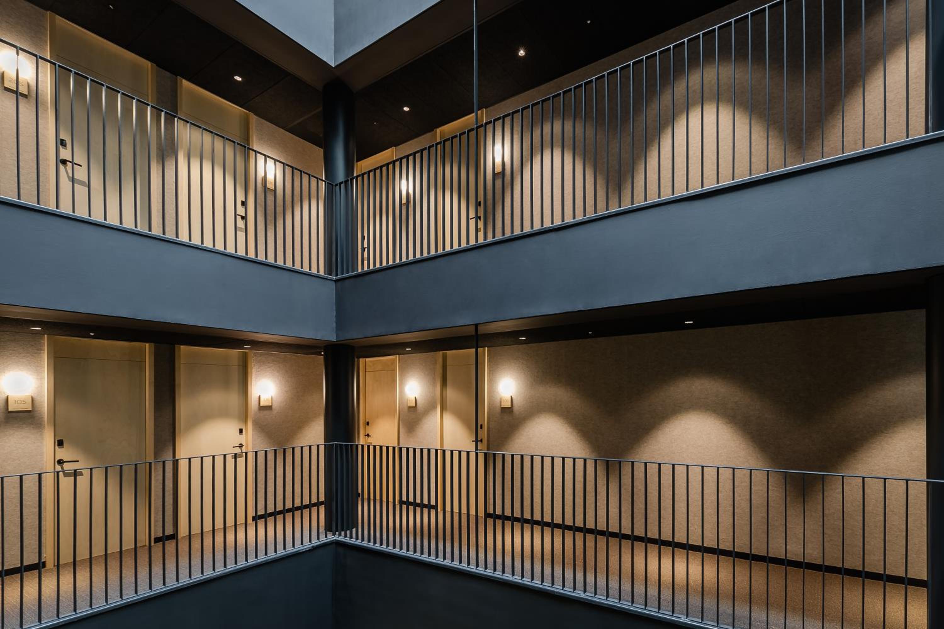 Superior Double or Twin Room thumbnail 6