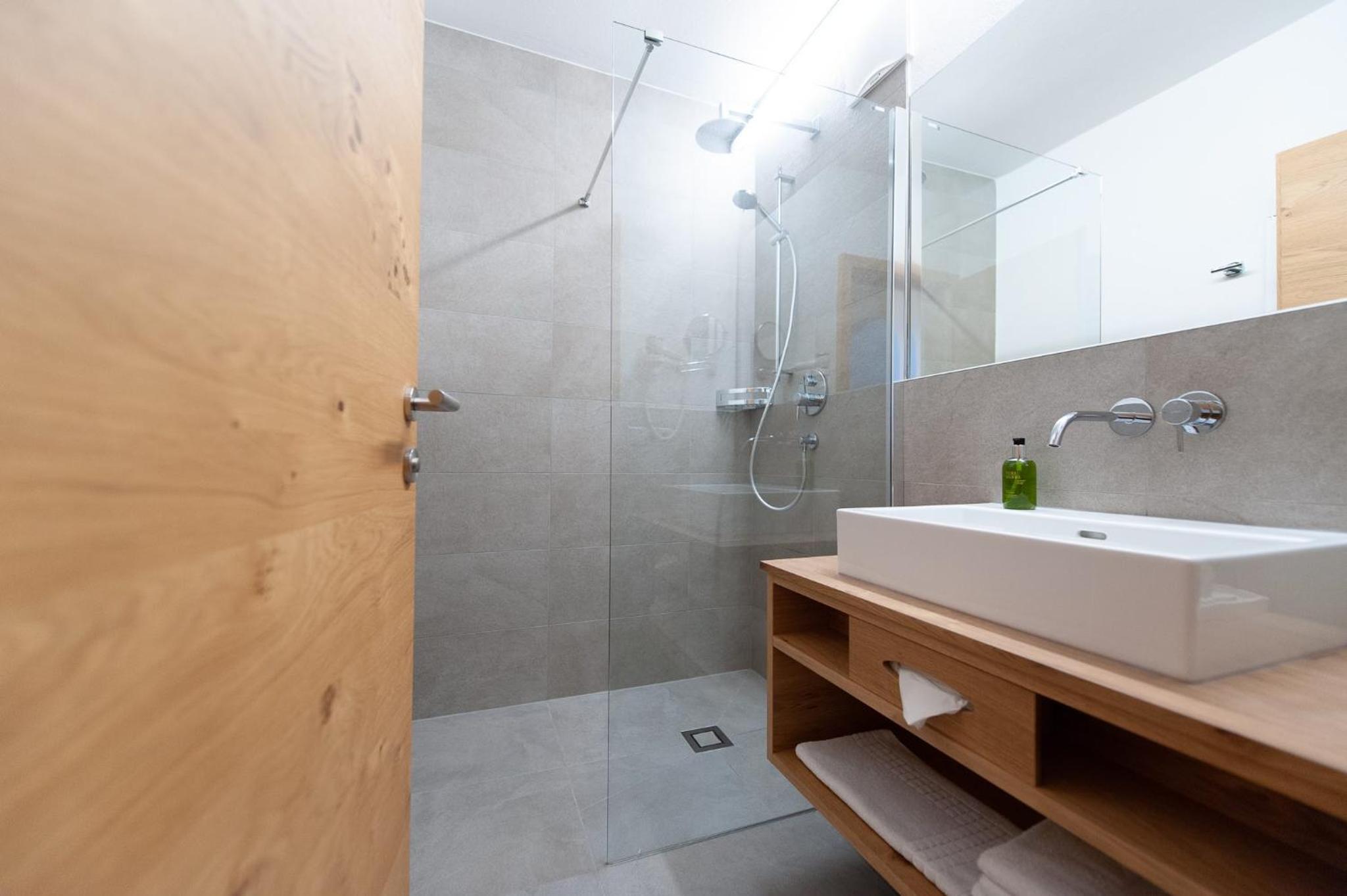 Alpine Luxury Double Room photo 2