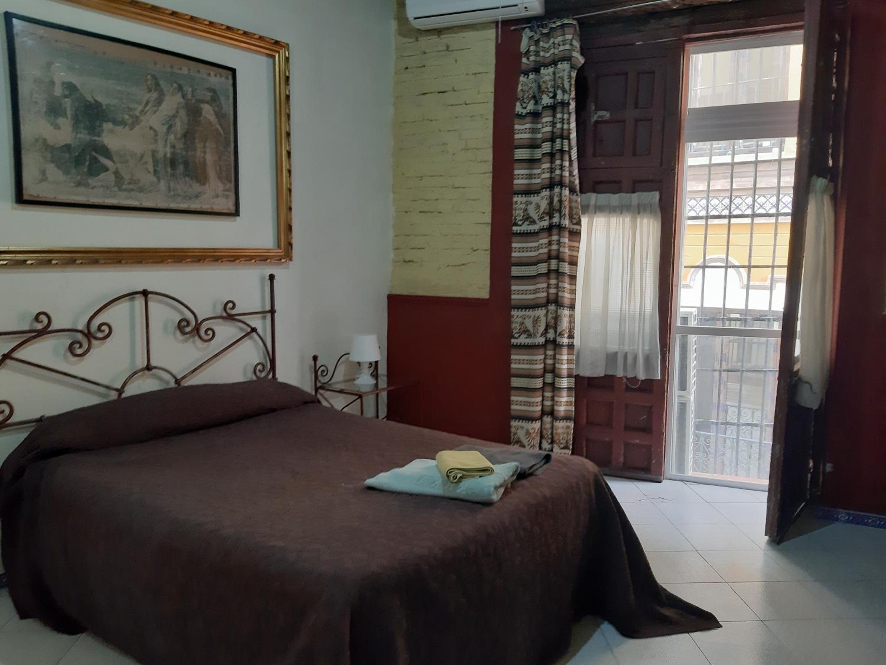 Habitación Doble o con Dos Camas con Baño Compartido