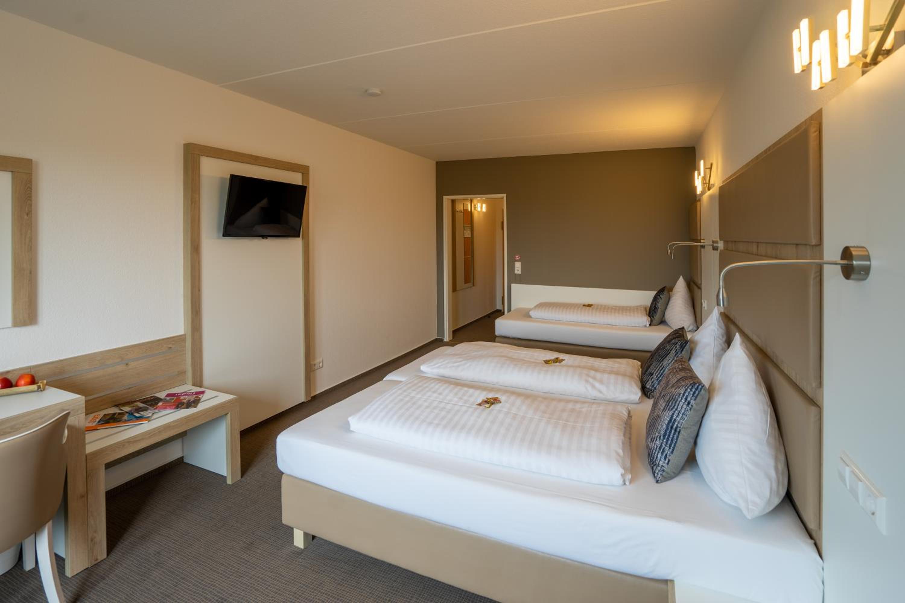 Comfort Triple Room - Photo 6